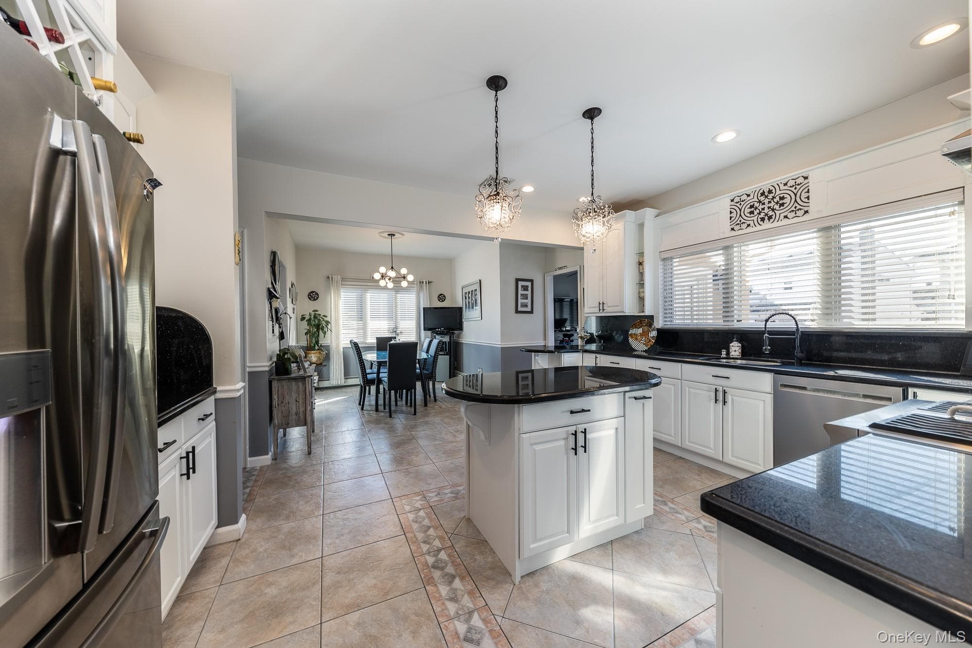 102 Davison Avenue thumbnail 20