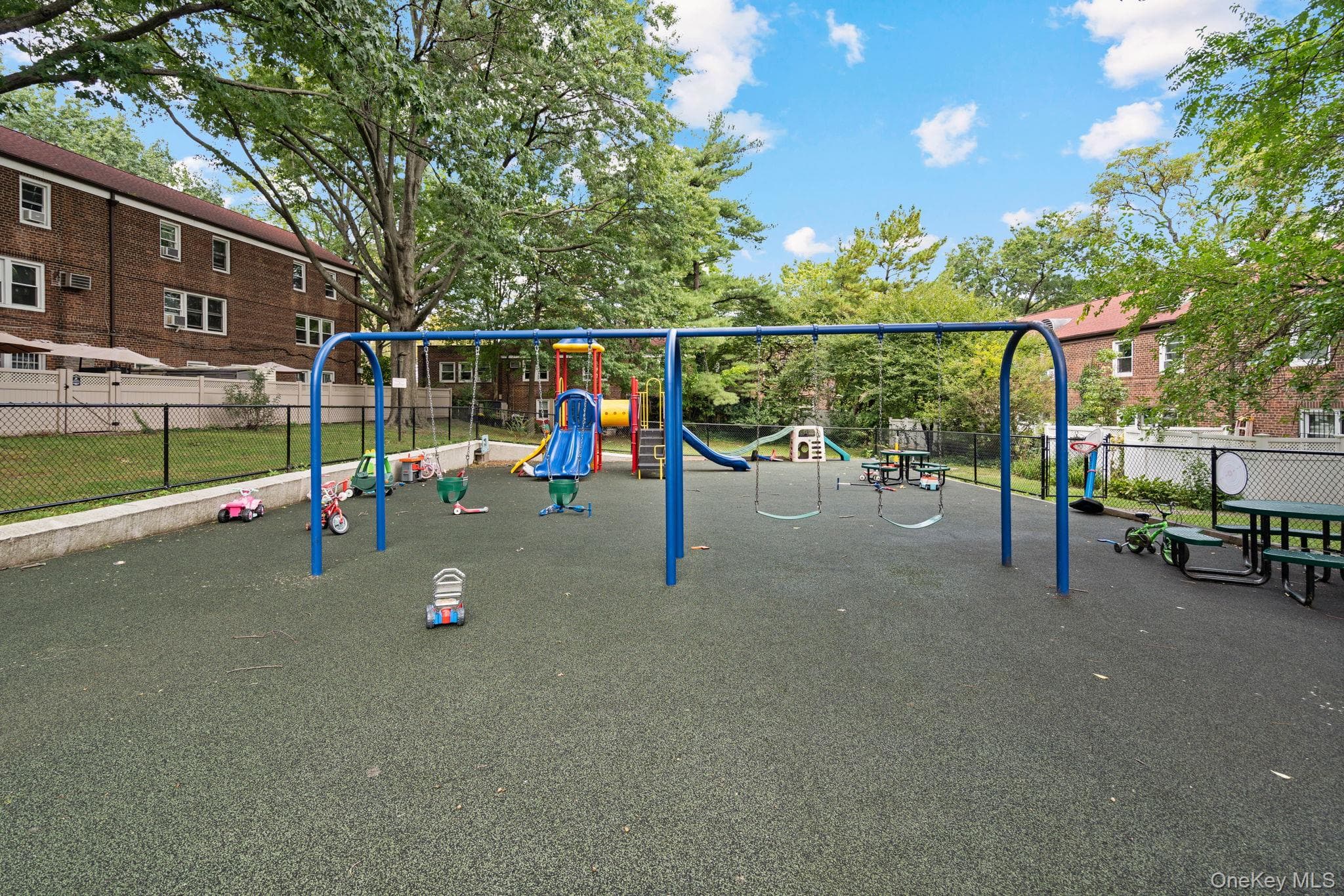 14749 Charter Road Unit: 21B thumbnail 14