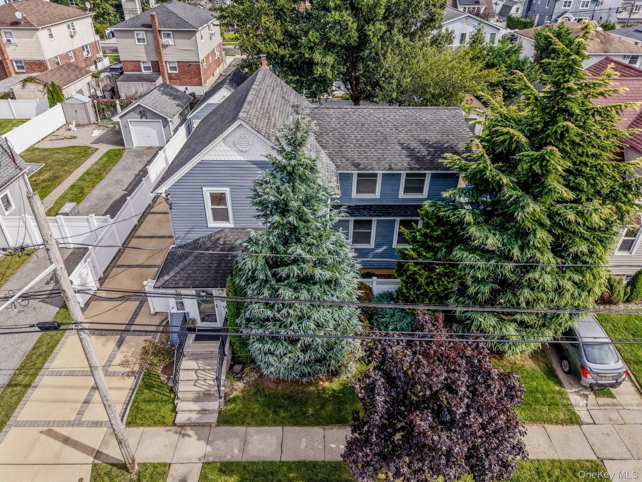 18 1st Avenue, East Rockaway