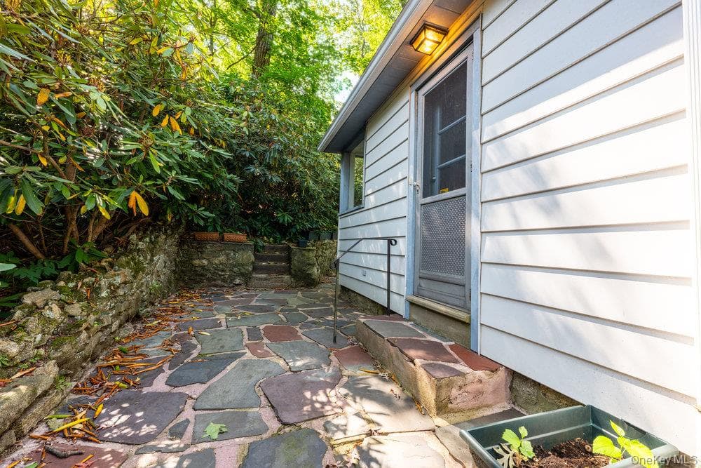 40 Pine Brook Drive thumbnail 31
