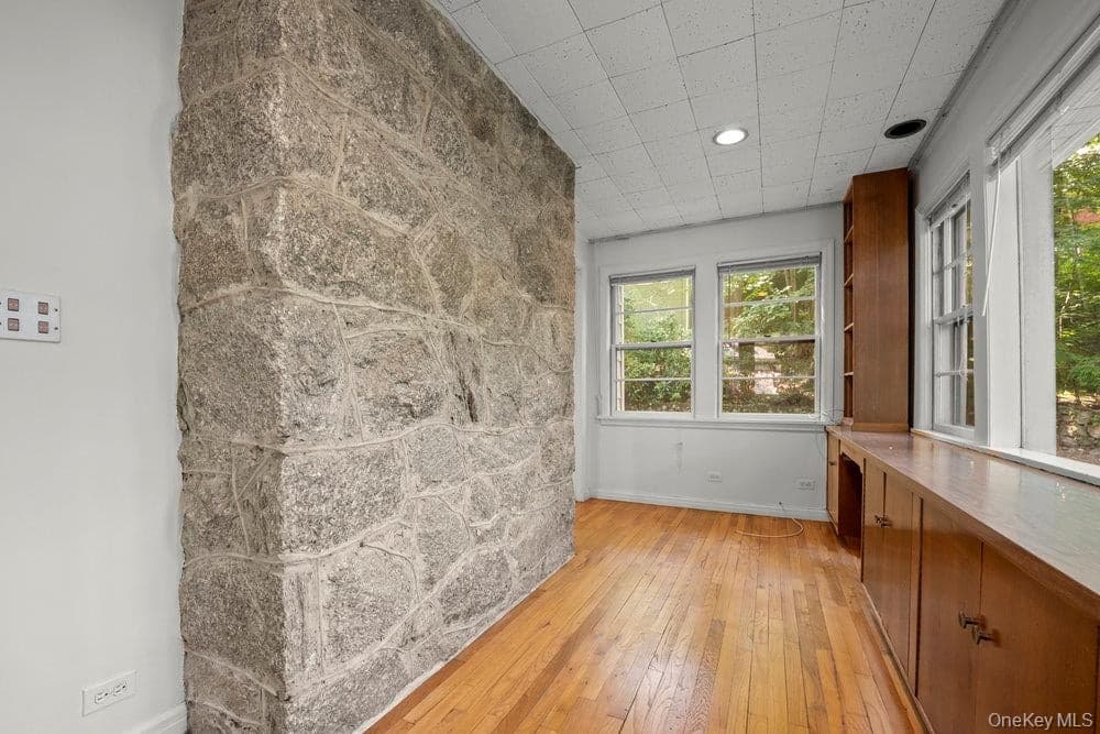 40 Pine Brook Drive thumbnail 19