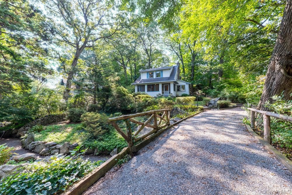 40 Pine Brook Drive thumbnail 27