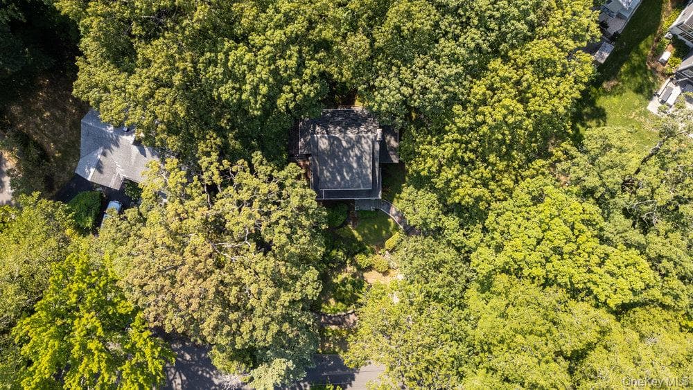 40 Pine Brook Drive thumbnail 3