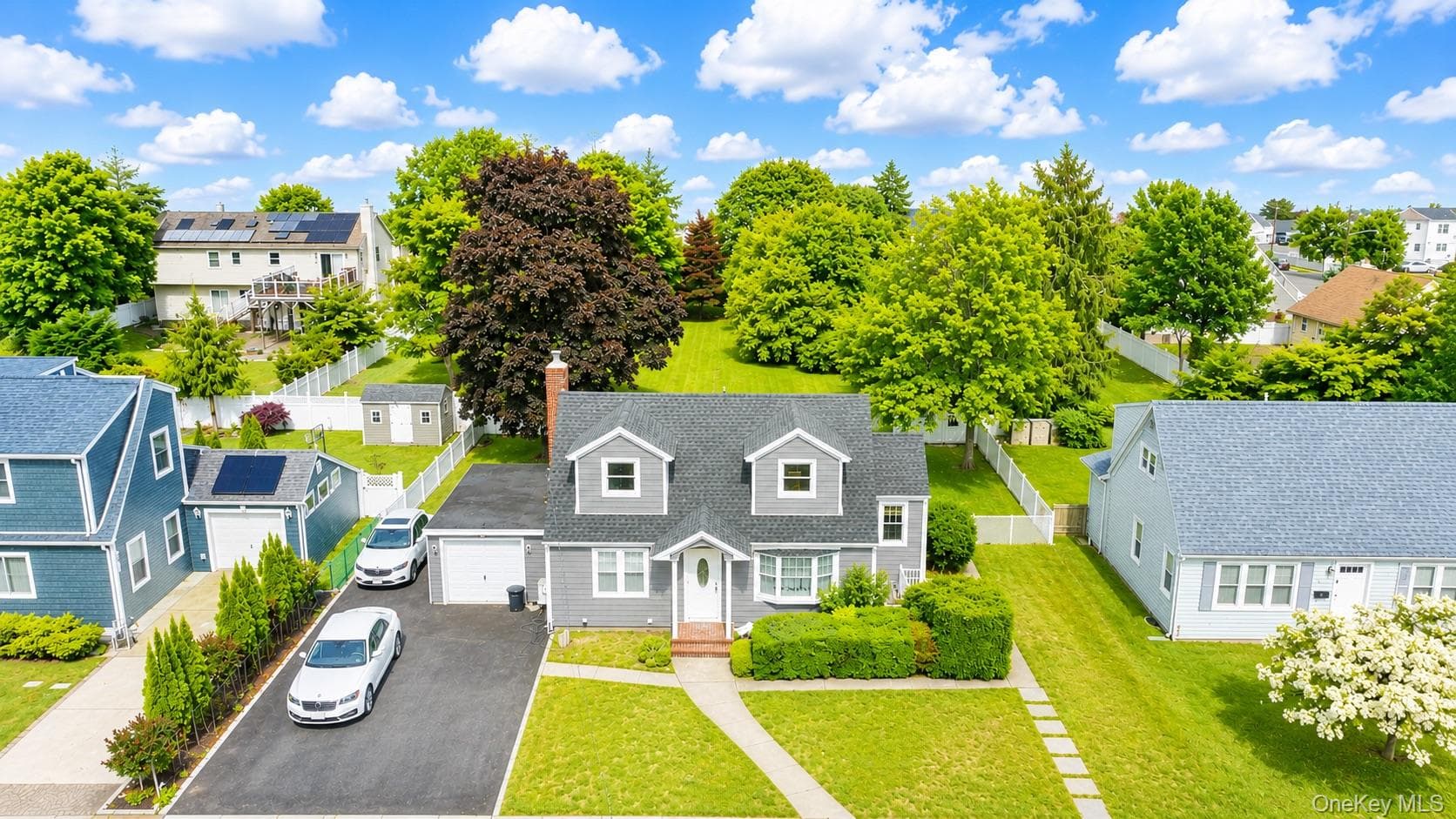 54 Twinlawns Avenue thumbnail 4