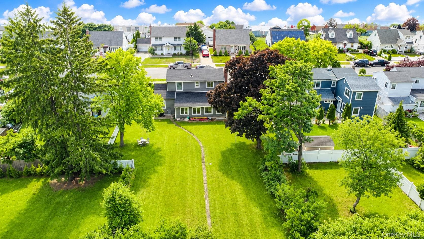 54 Twinlawns Avenue thumbnail 2
