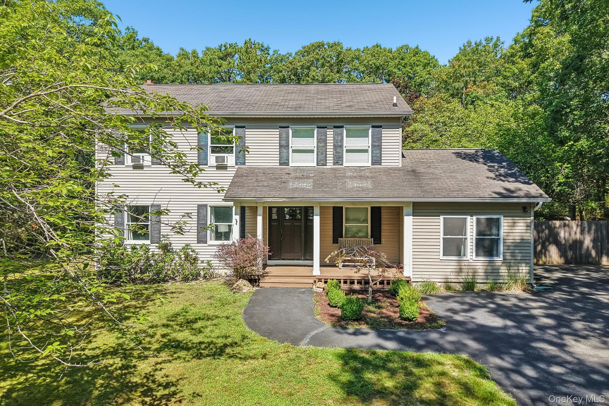 4 Wooded Lane, Hampton Bays