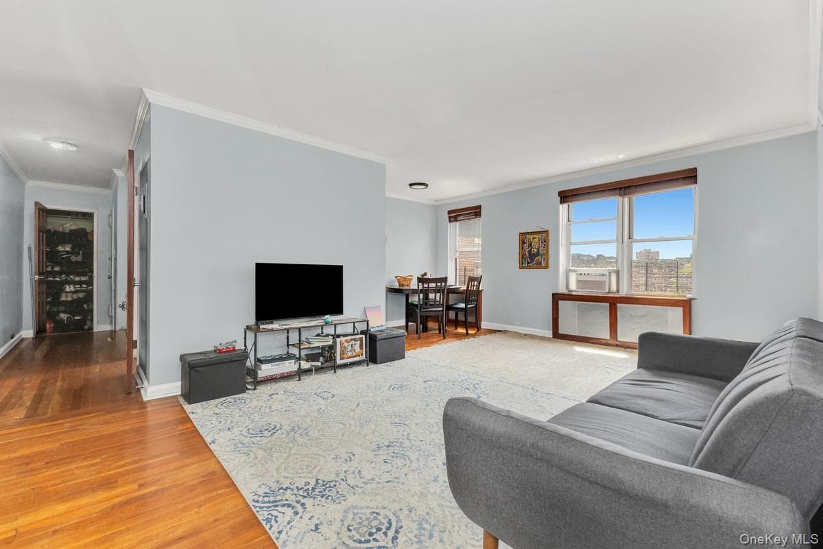 105-34 65th Avenue Unit: 6E thumbnail 3