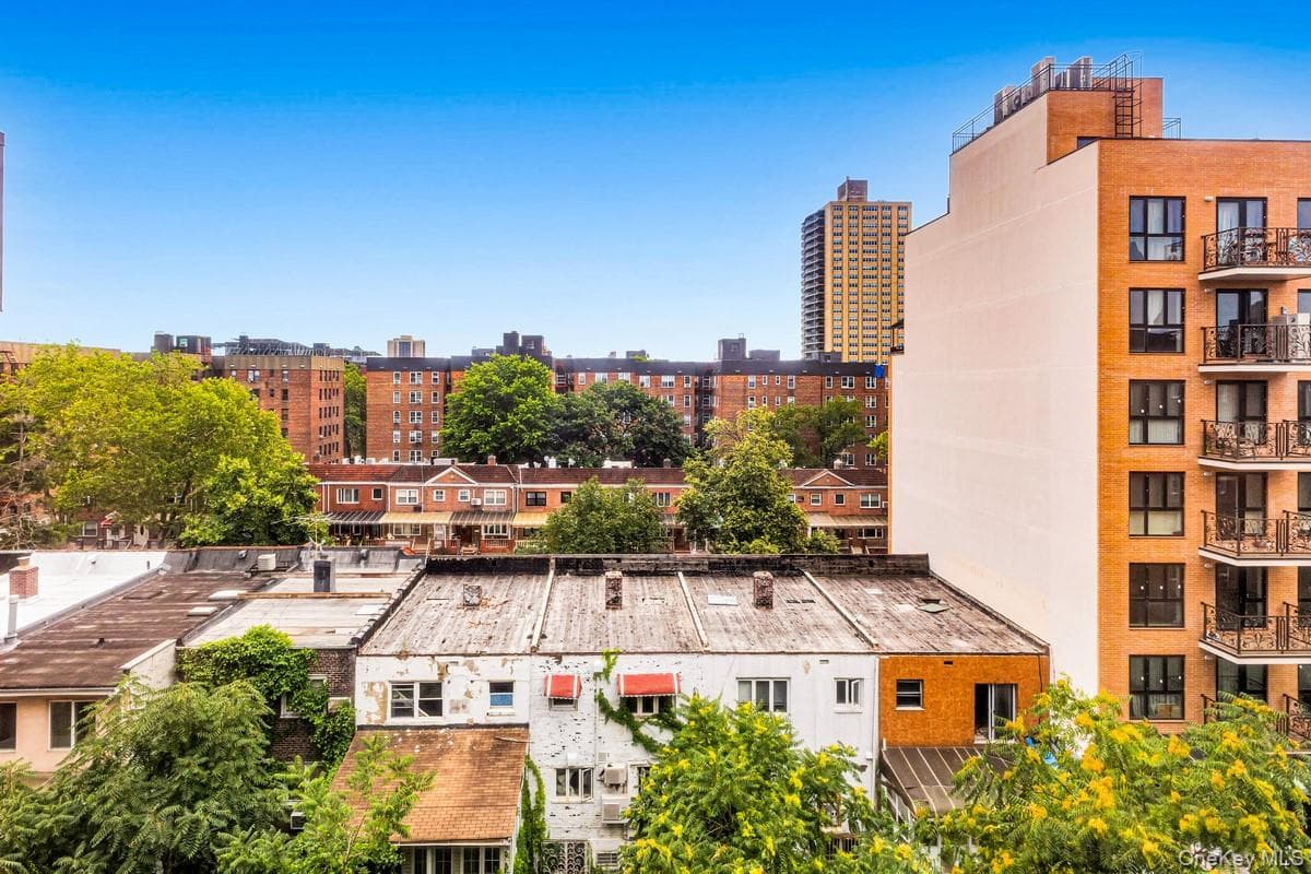 105-34 65th Avenue Unit: 6E thumbnail 9