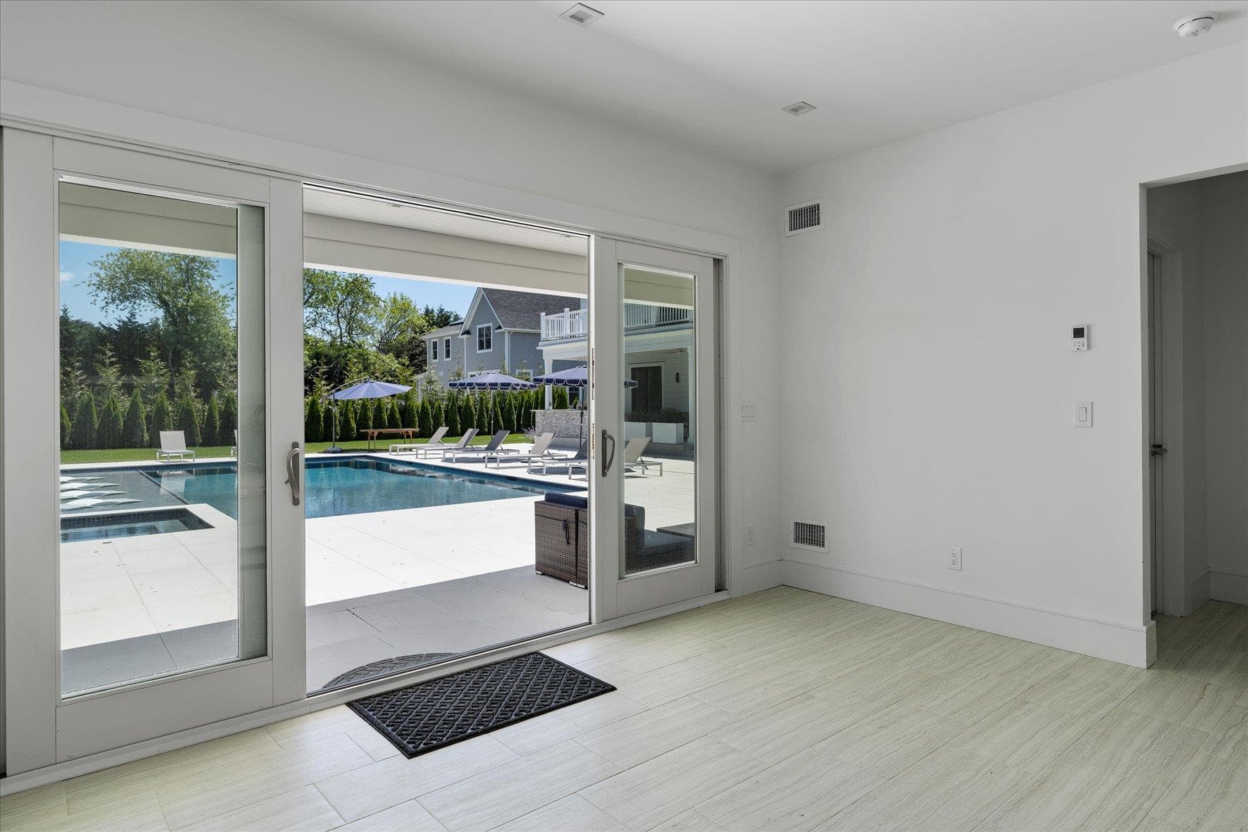 58 Country Club Drive thumbnail 31