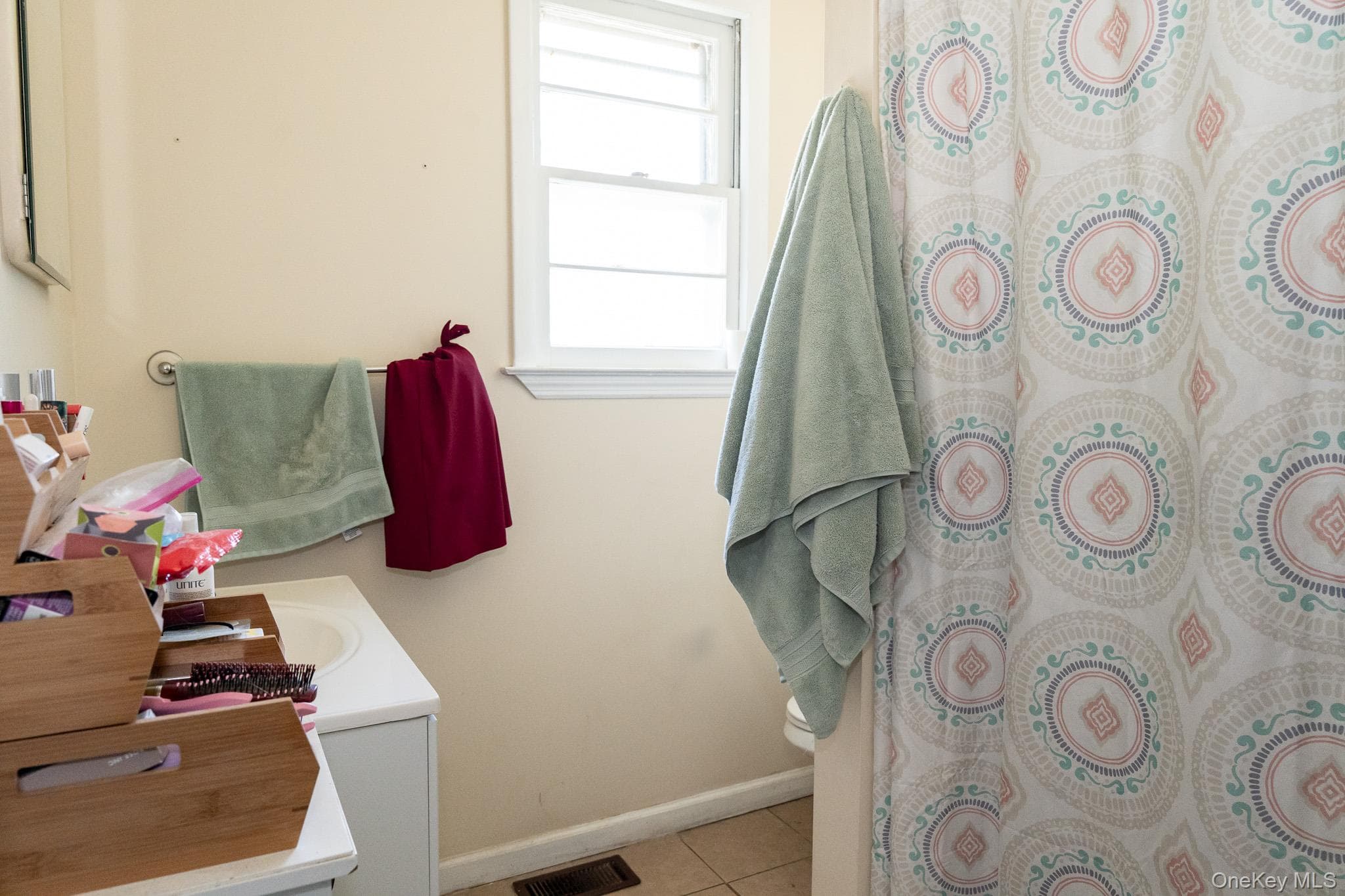 1405 Bay Avenue thumbnail 5