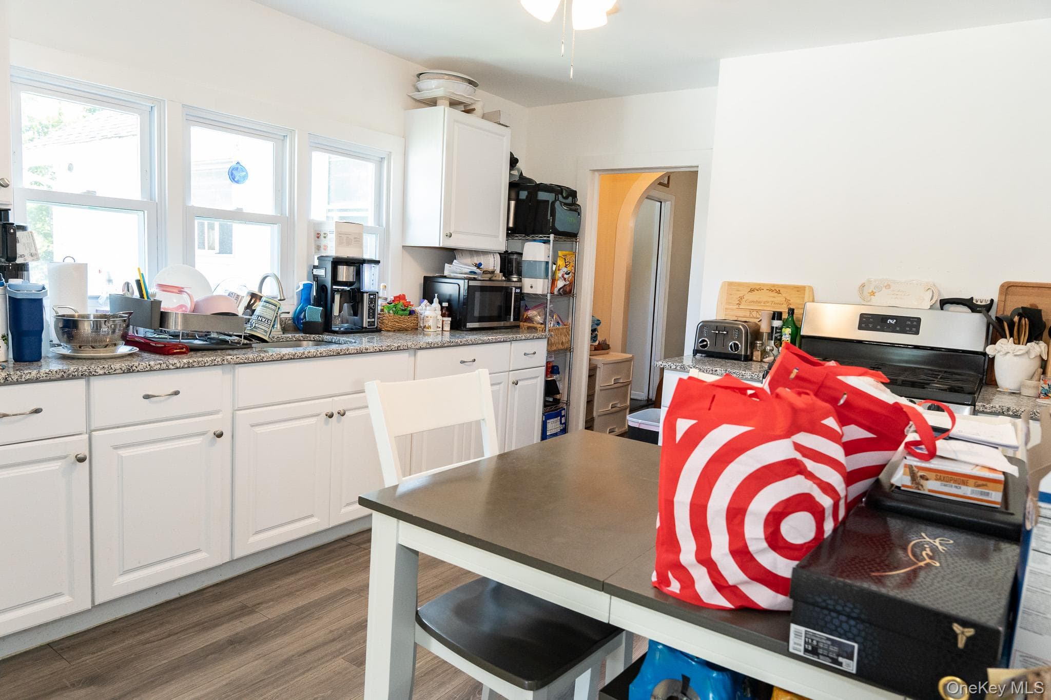 1405 Bay Avenue thumbnail 10