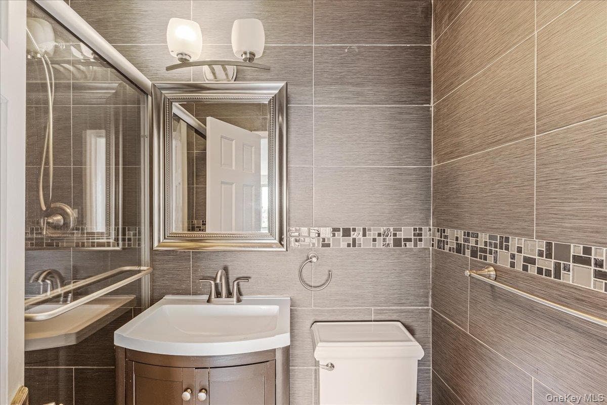 18-15 215th Street Unit: 10 P thumbnail 16