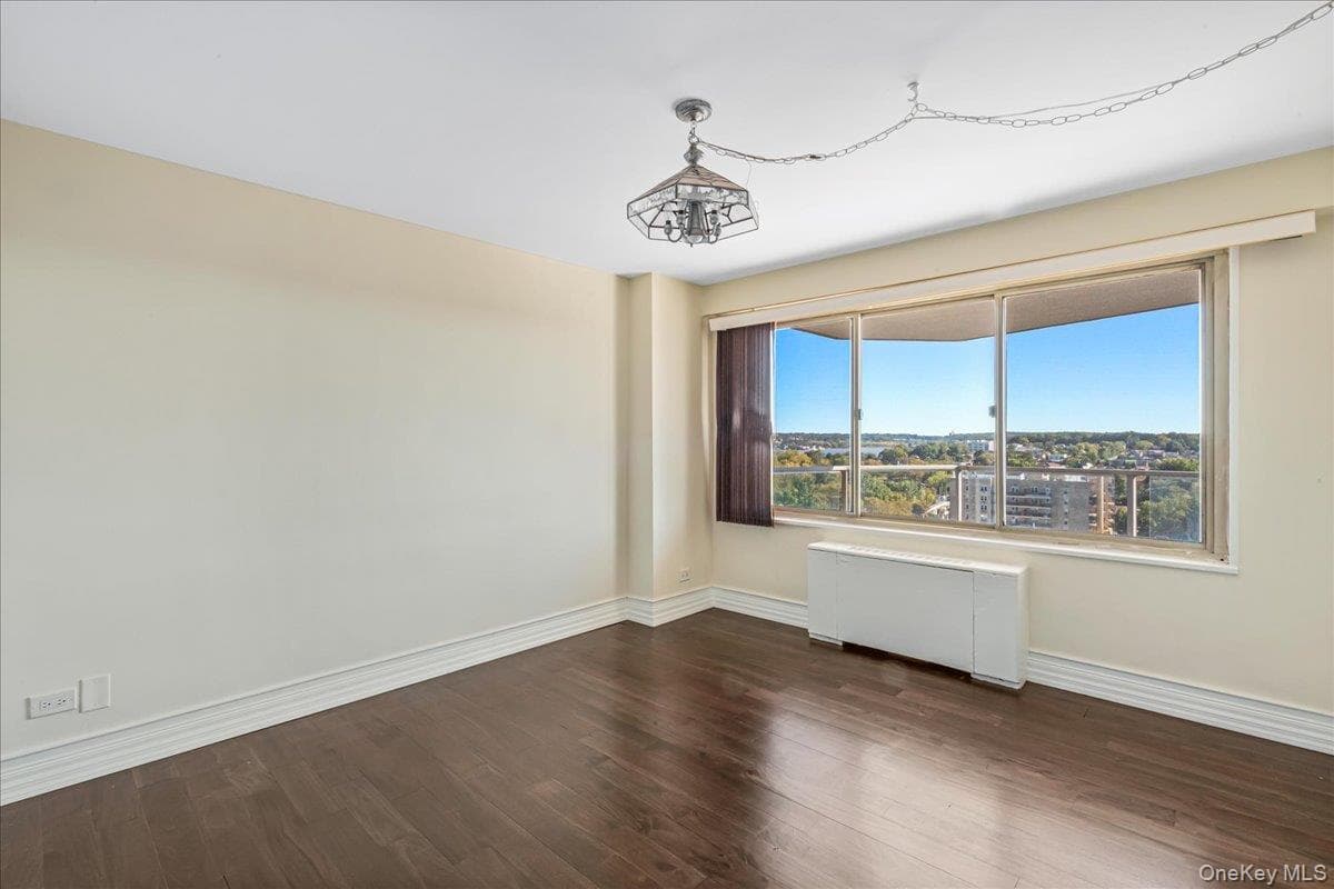 18-15 215th Street Unit: 10 P thumbnail 9