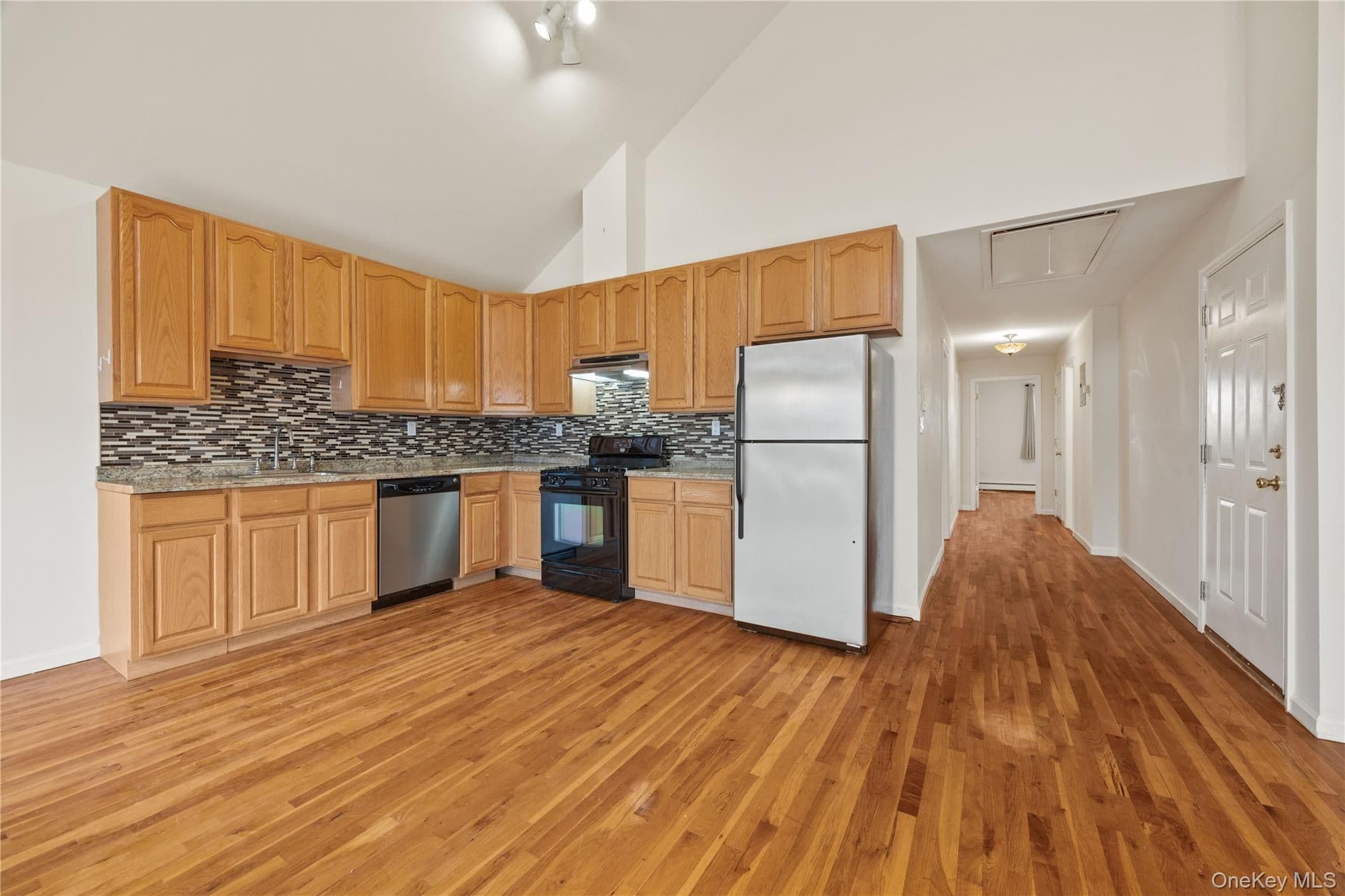10 Pennyfield Avenue Unit: 5C thumbnail 5