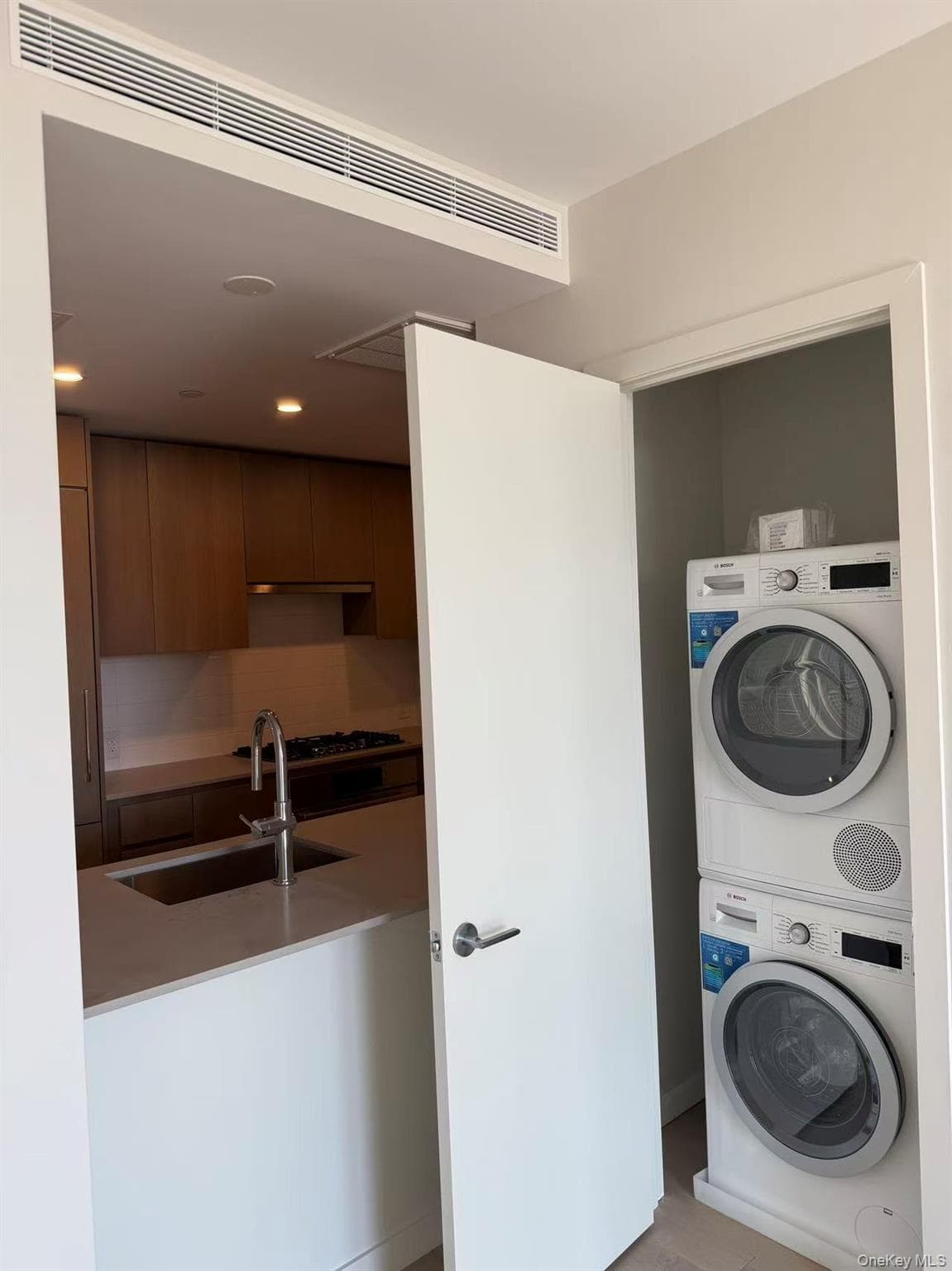 131-02A 40th Road Unit: 6G thumbnail 4