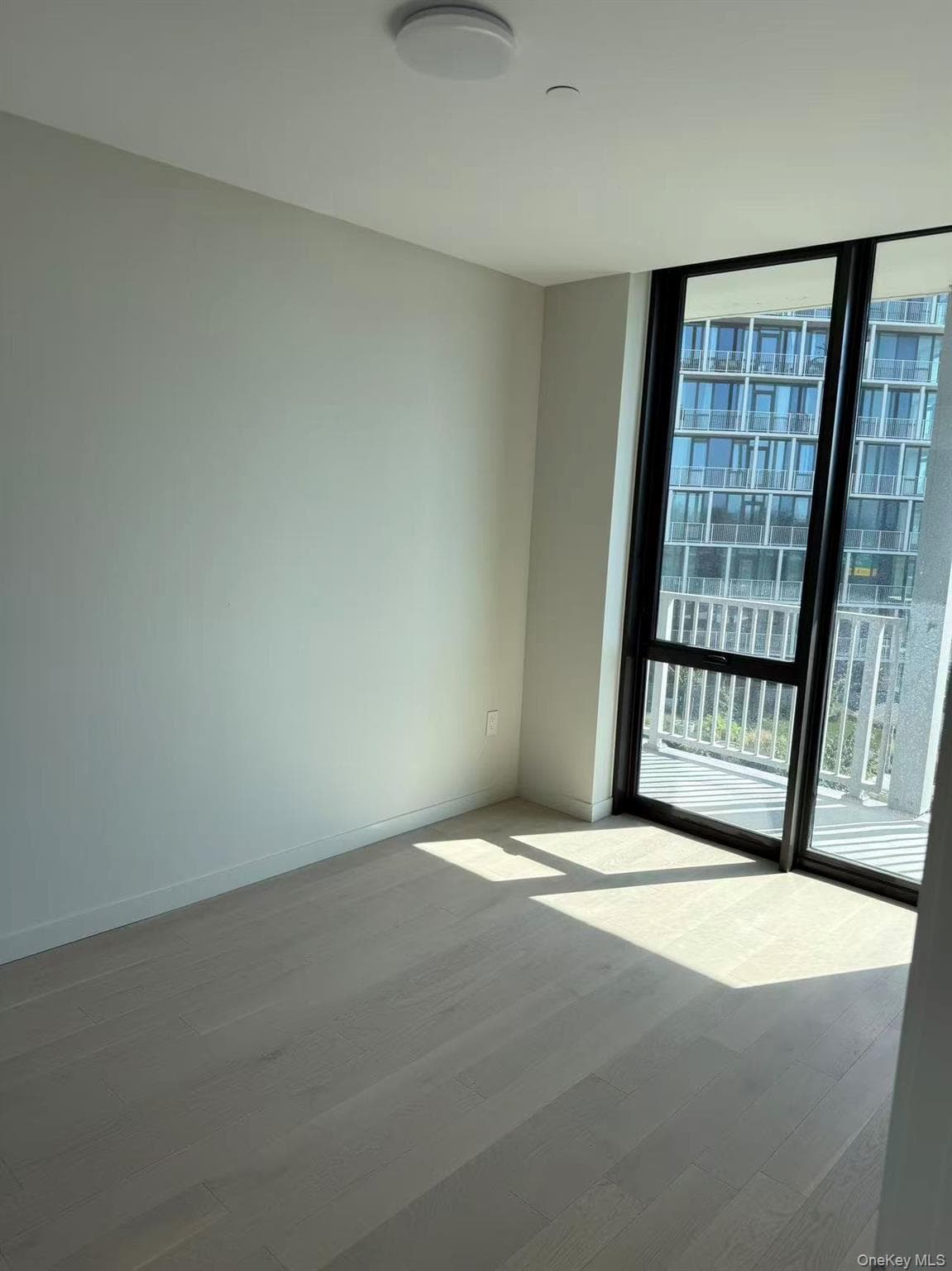 131-02A 40th Road Unit: 6G thumbnail 10