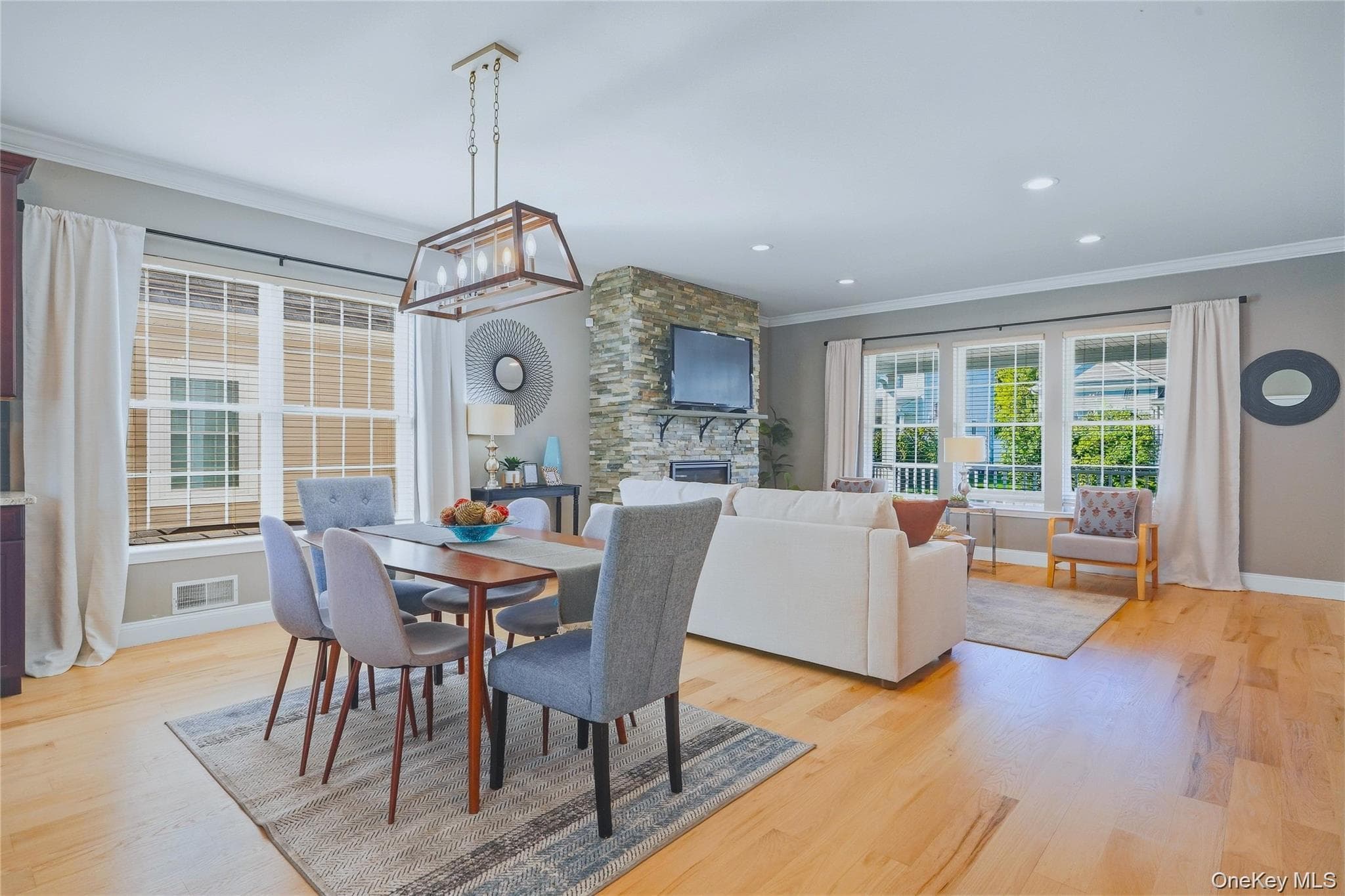 9 Emerson Terrace thumbnail 6