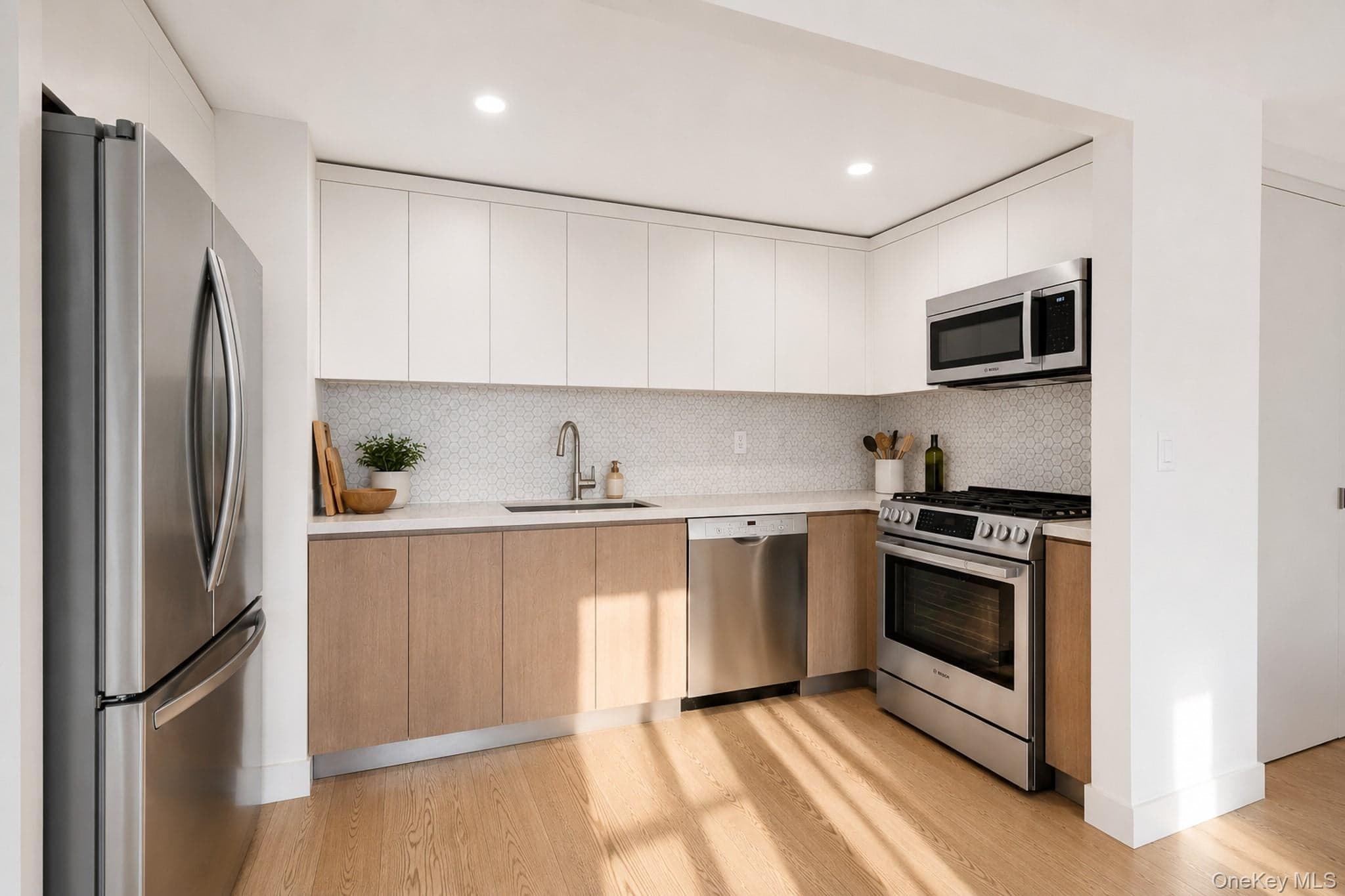 2128 Ocean Avenue Unit: 9D thumbnail 4