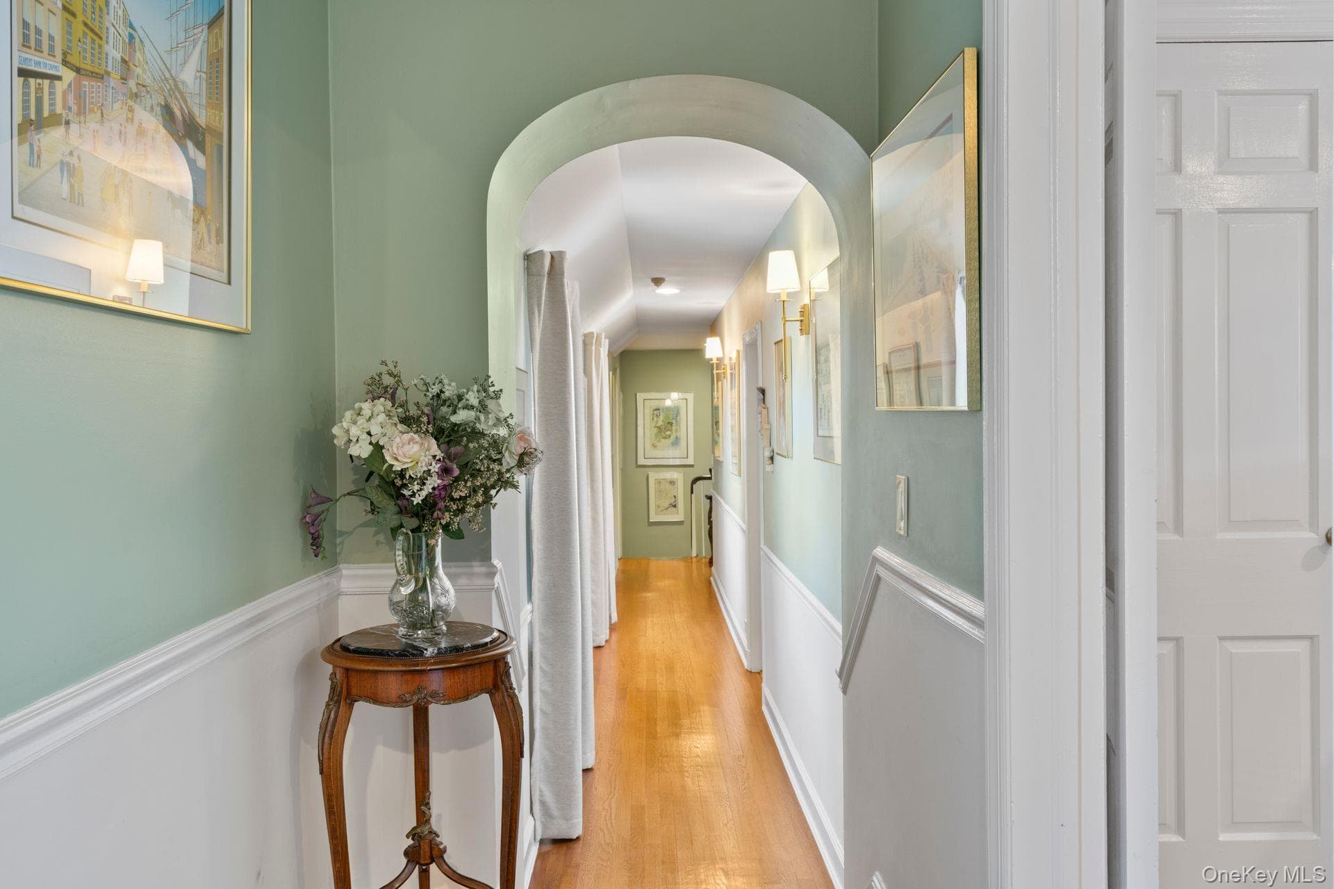 8 Stonegate Lane thumbnail 25