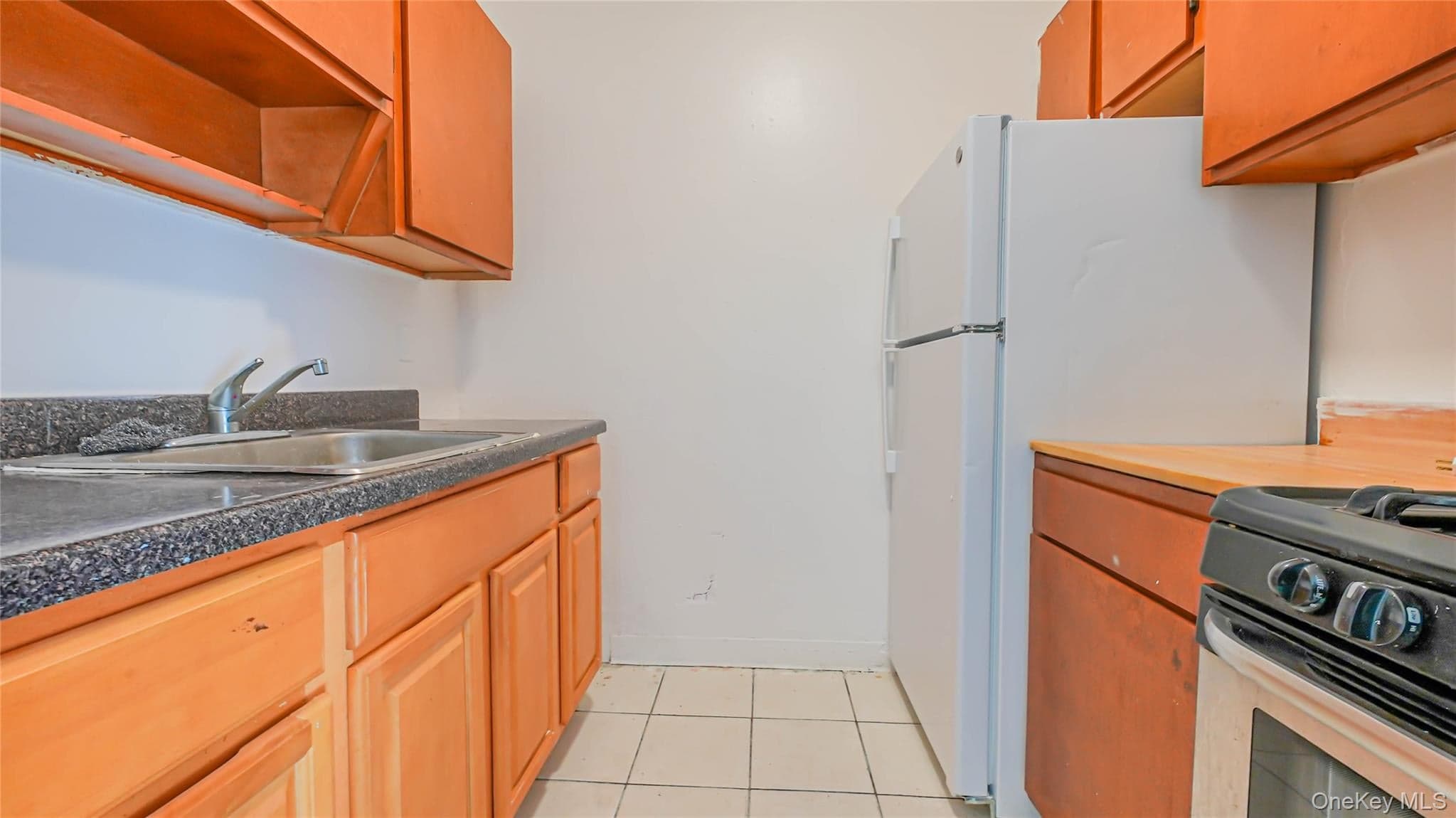 381 E 152nd Street thumbnail 7