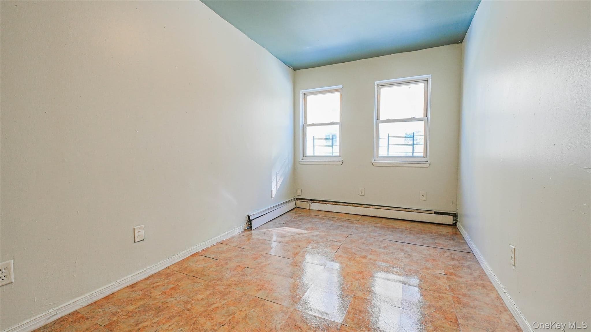 381 E 152nd Street thumbnail 11