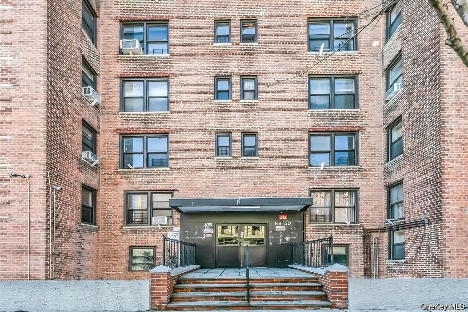88-30 182 Street Unit: 4D thumbnail 12