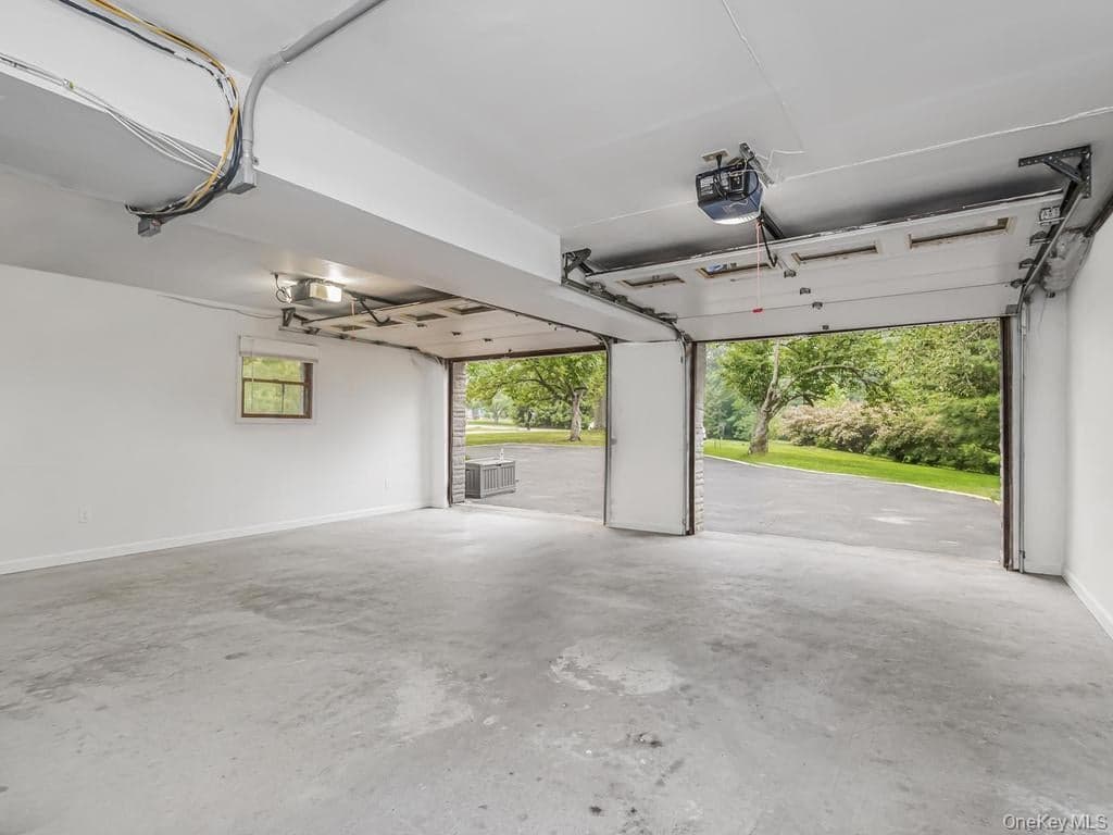 8 Fairgreen Court thumbnail 41