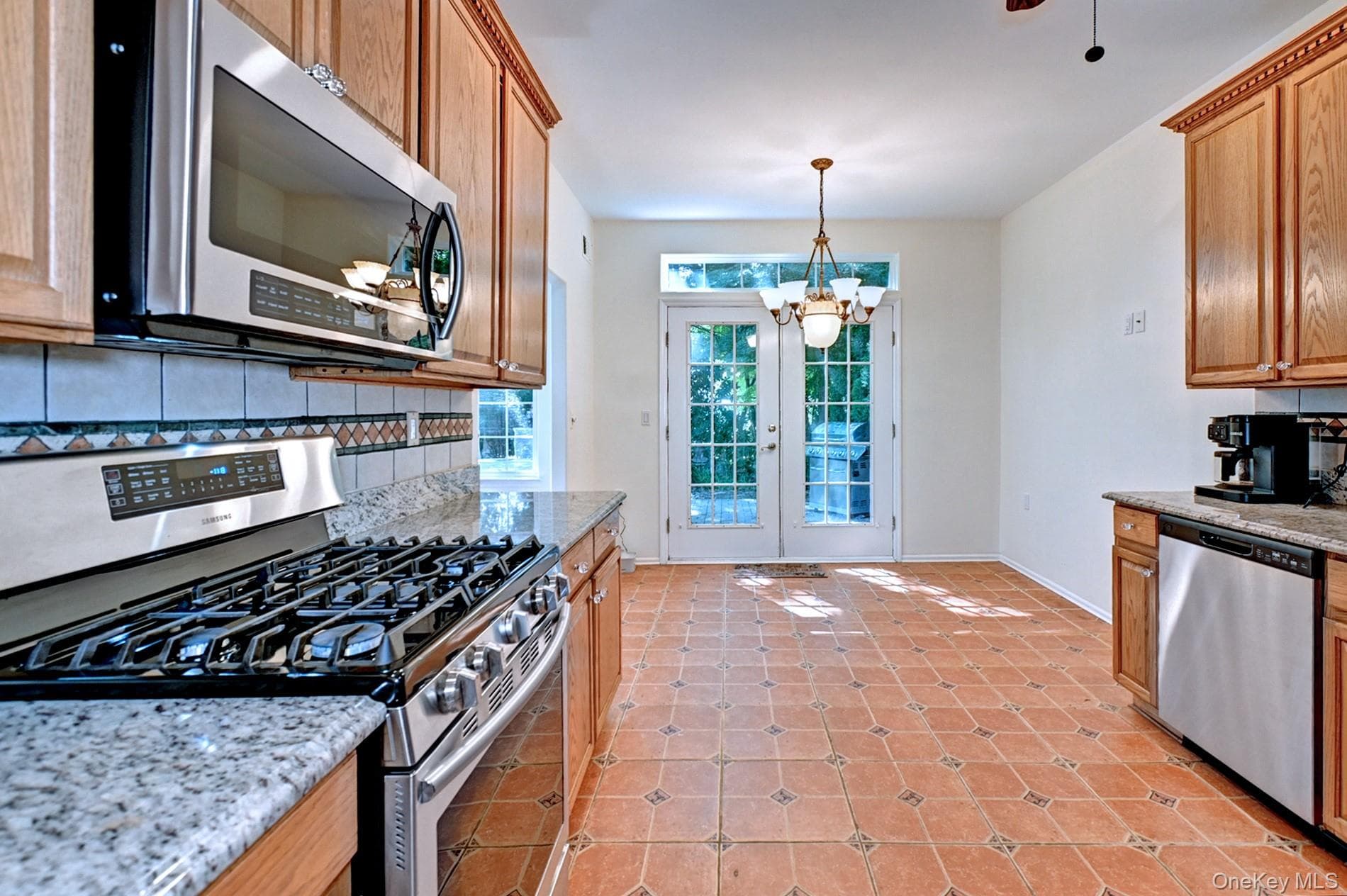 428 Leisure Drive thumbnail 14