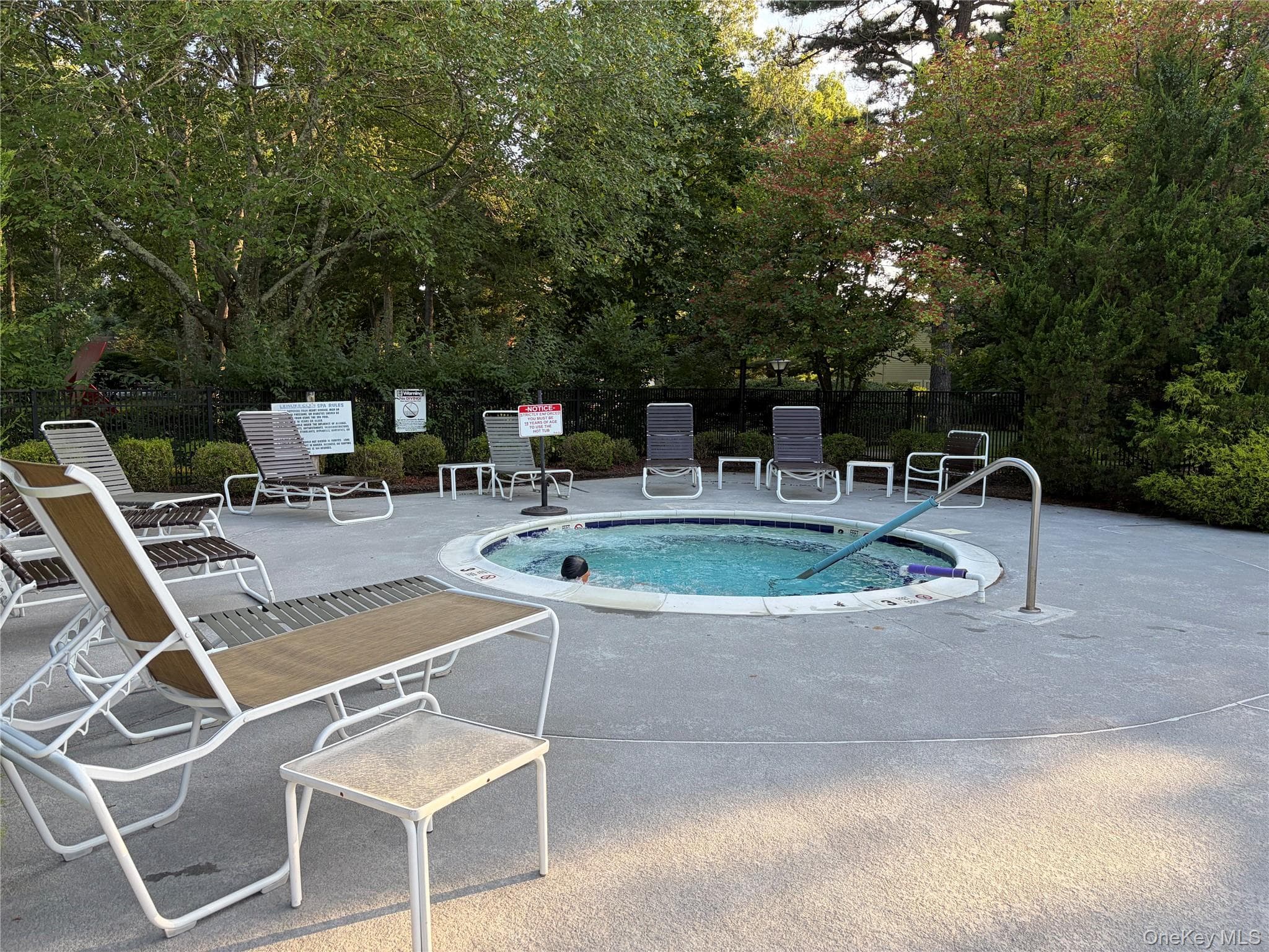 428 Leisure Drive thumbnail 34