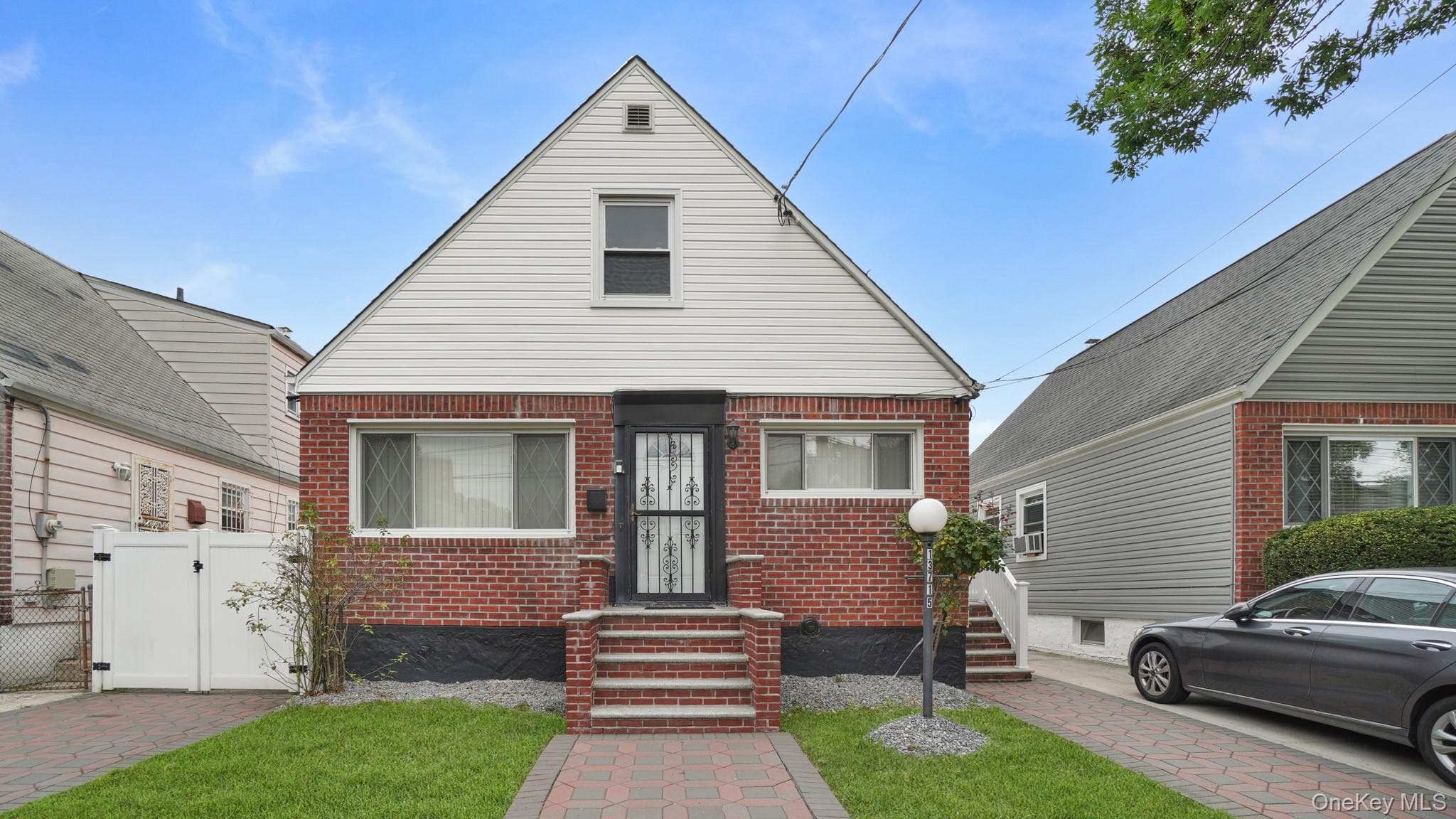 13715 170th Street photo 1