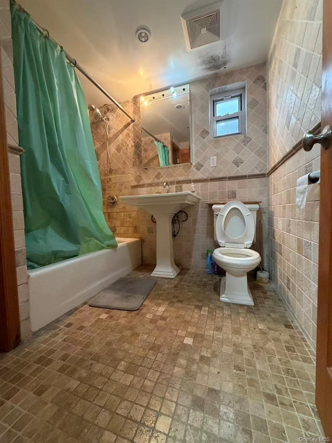 3810 Neptune Avenue thumbnail 6