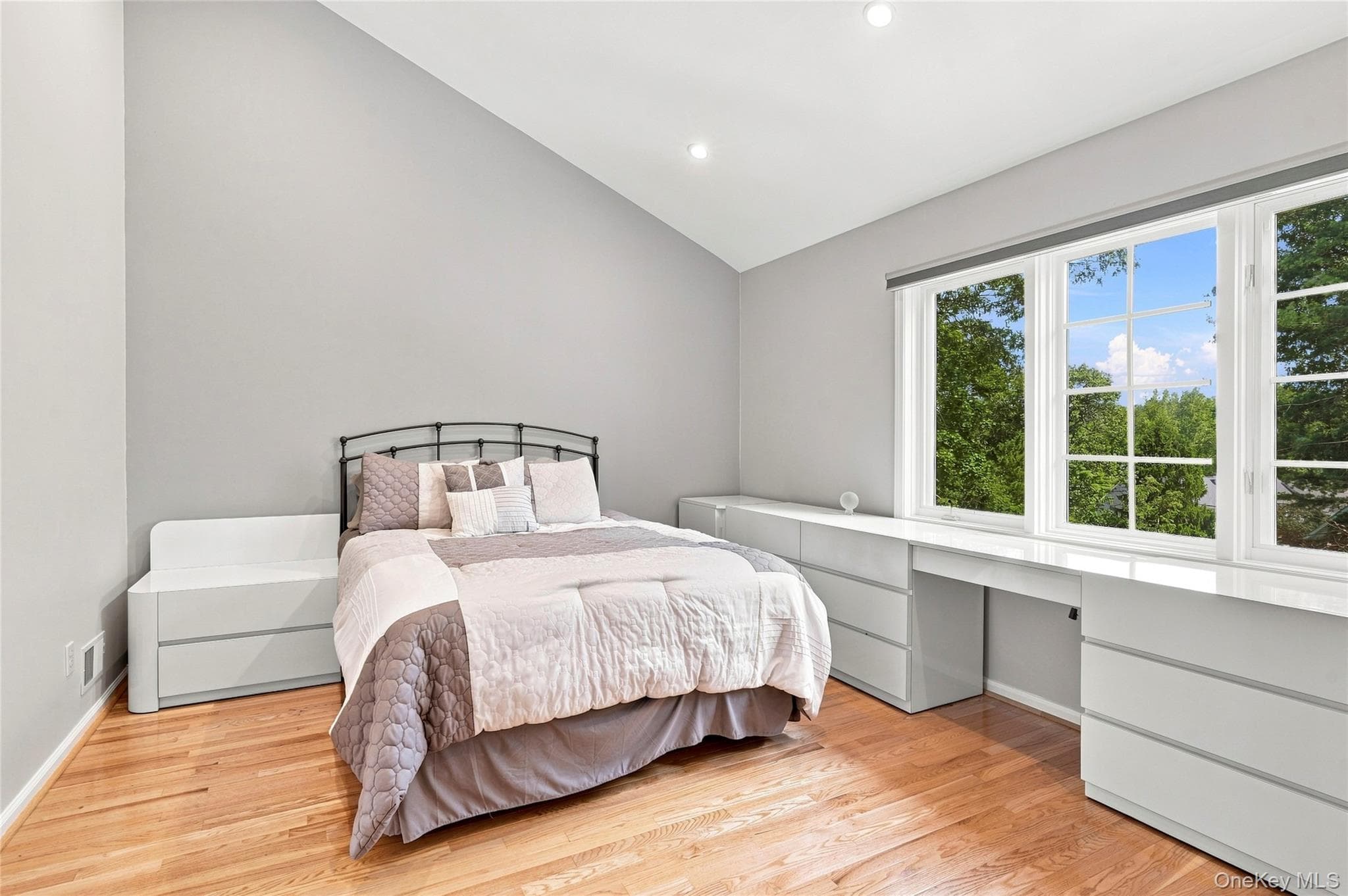 24 Oakcrest Lane thumbnail 22