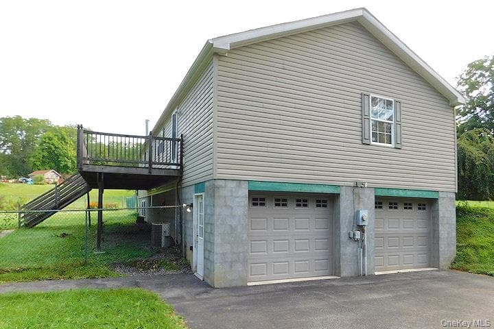 1566 Albany Post Road thumbnail 21