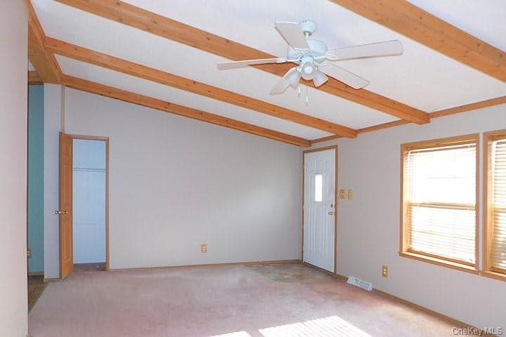 1566 Albany Post Road thumbnail 9