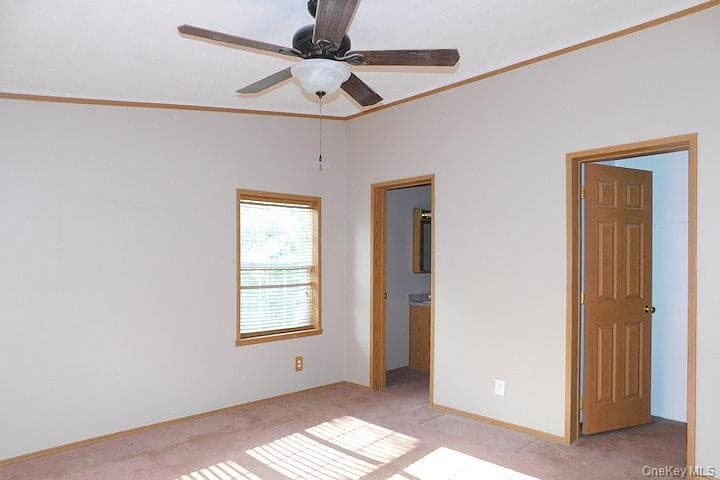 1566 Albany Post Road thumbnail 13