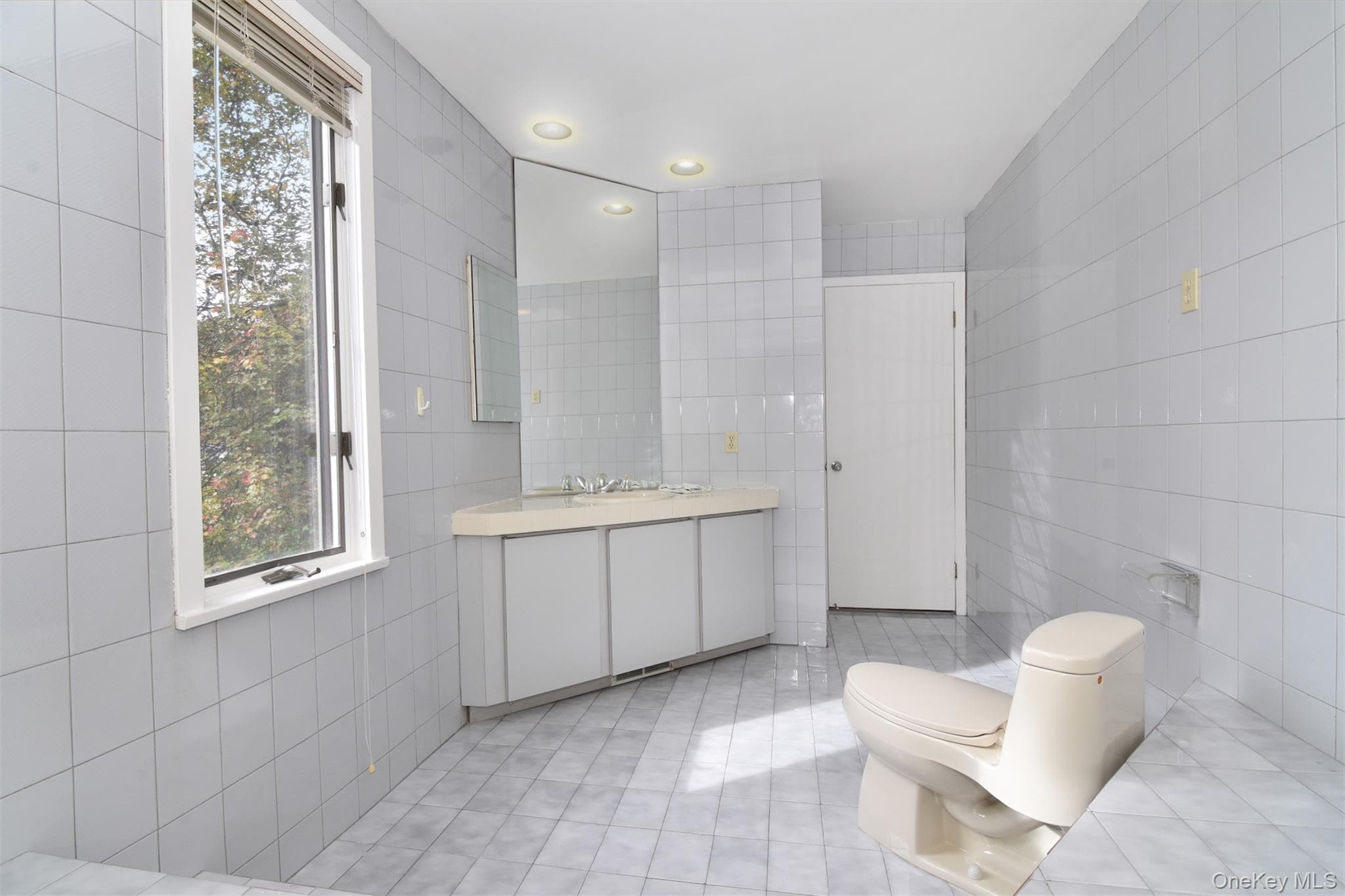 42 Ravensdale Road thumbnail 19