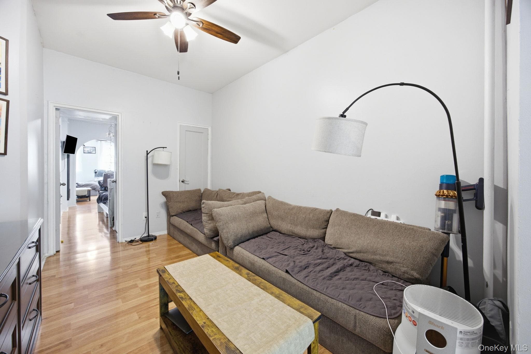 317 Eckford Street thumbnail 19