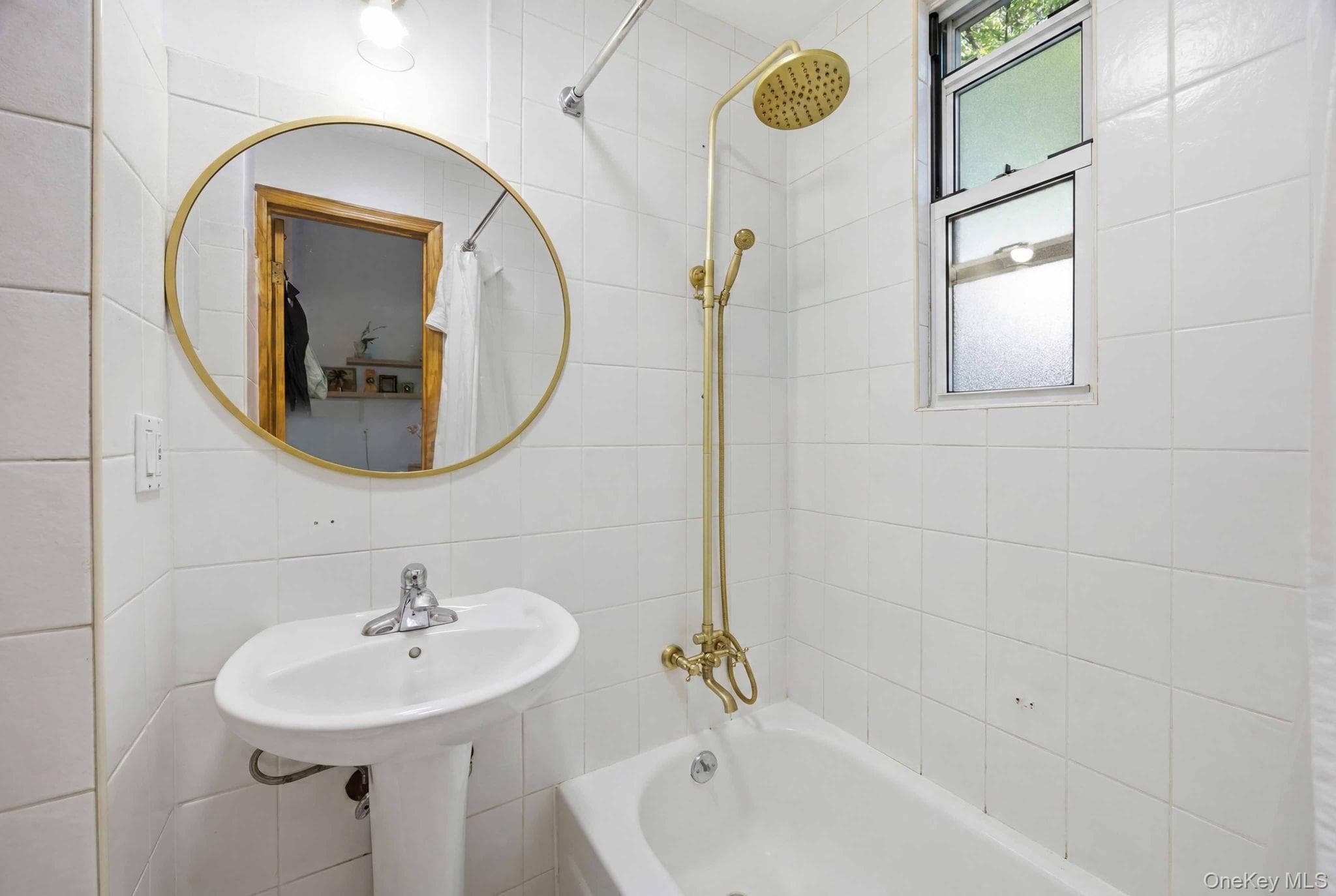 317 Eckford Street thumbnail 15