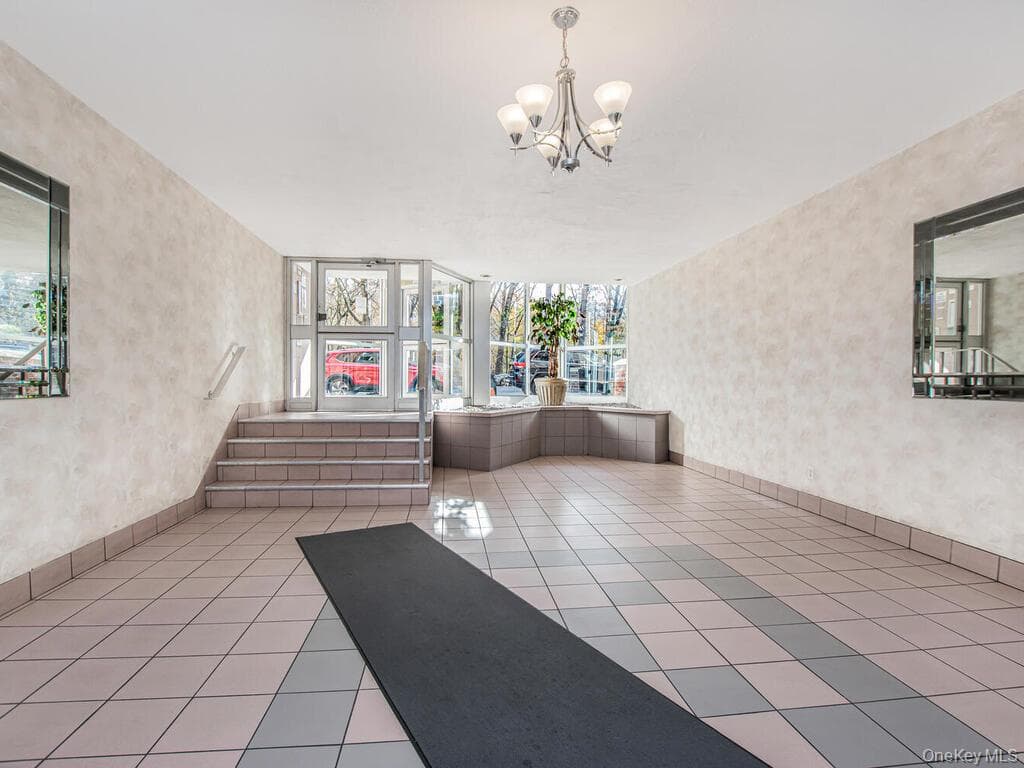 6535 Broadway Unit: 2E thumbnail 8