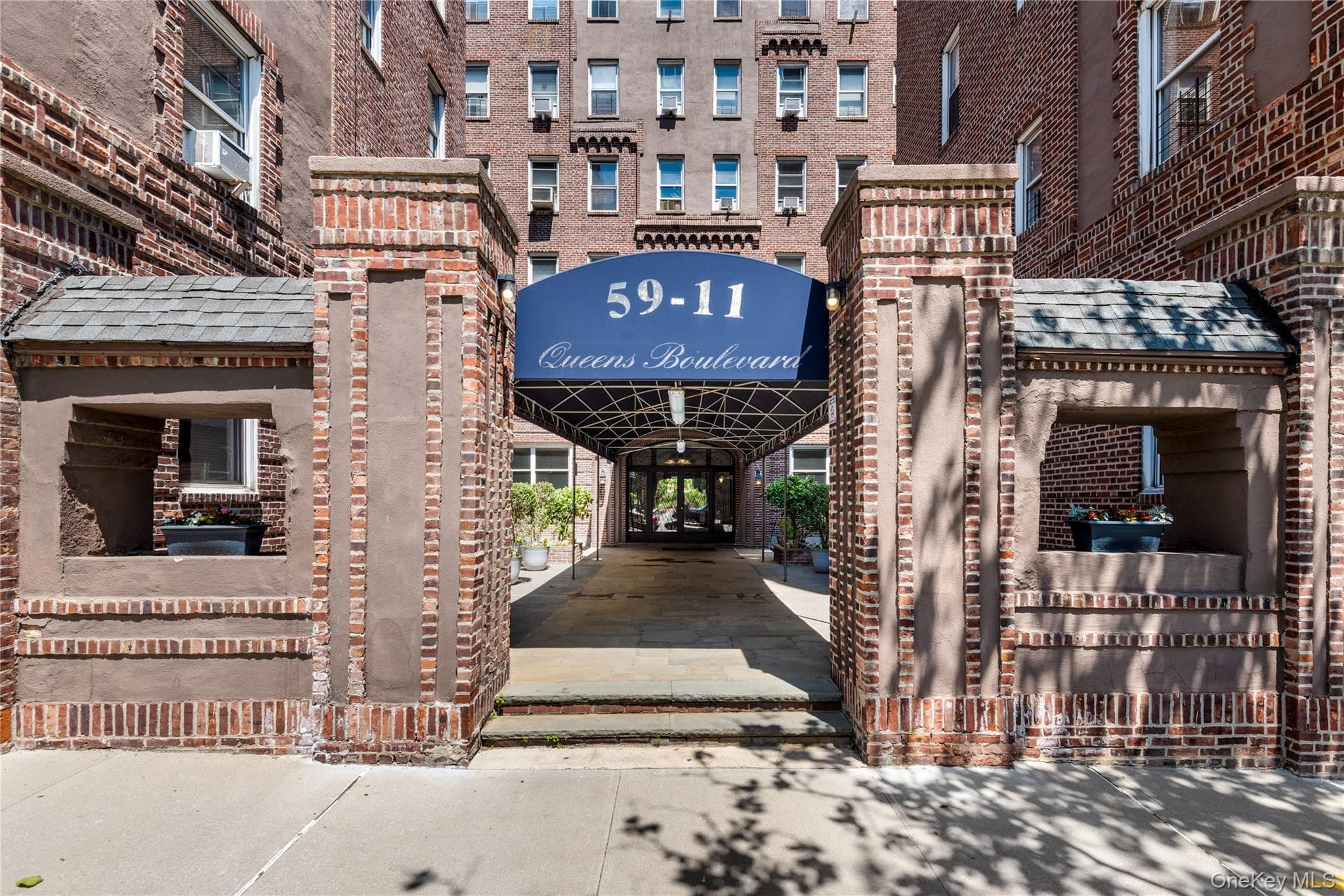 59-11 Queens Boulevard Unit: 4P, Woodside