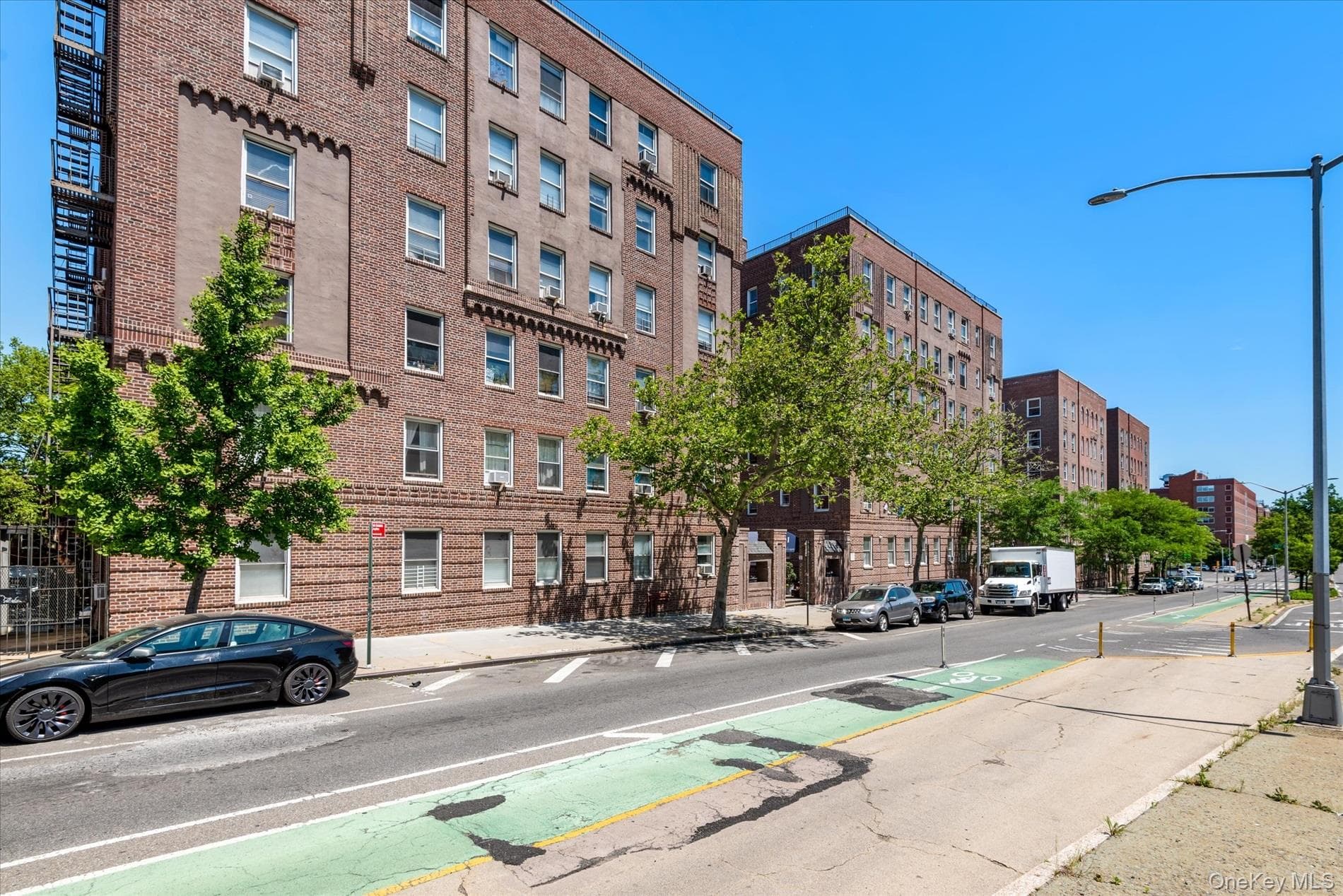 59-11 Queens Boulevard Unit: 4P thumbnail 2