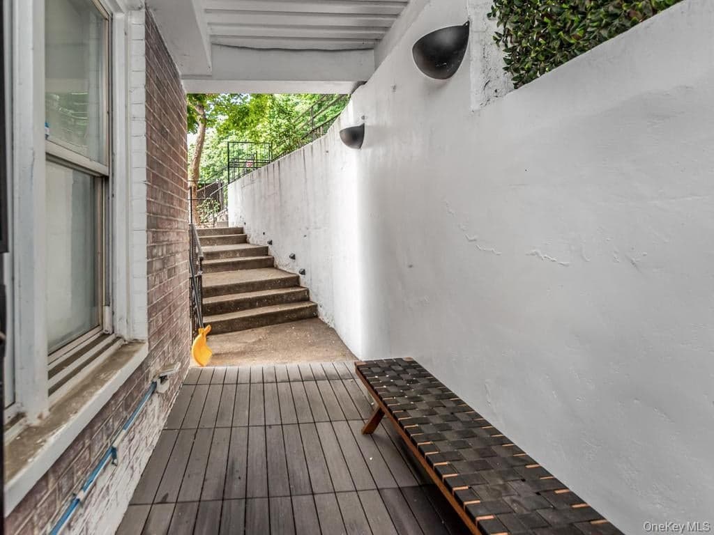 2750 Johnson Avenue Unit: 4 thumbnail 13