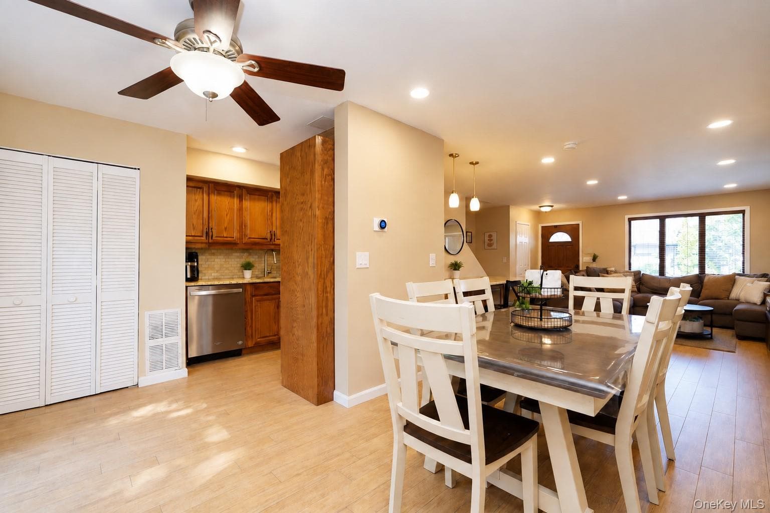 30 Hemlock Court thumbnail 15