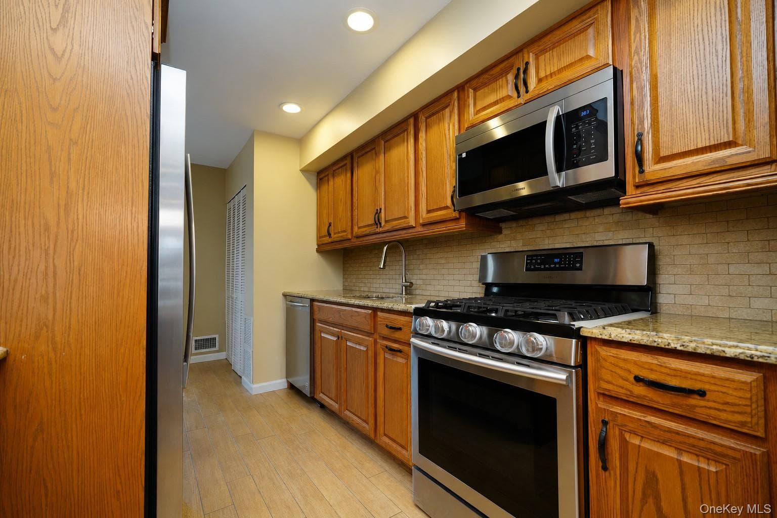 30 Hemlock Court thumbnail 11
