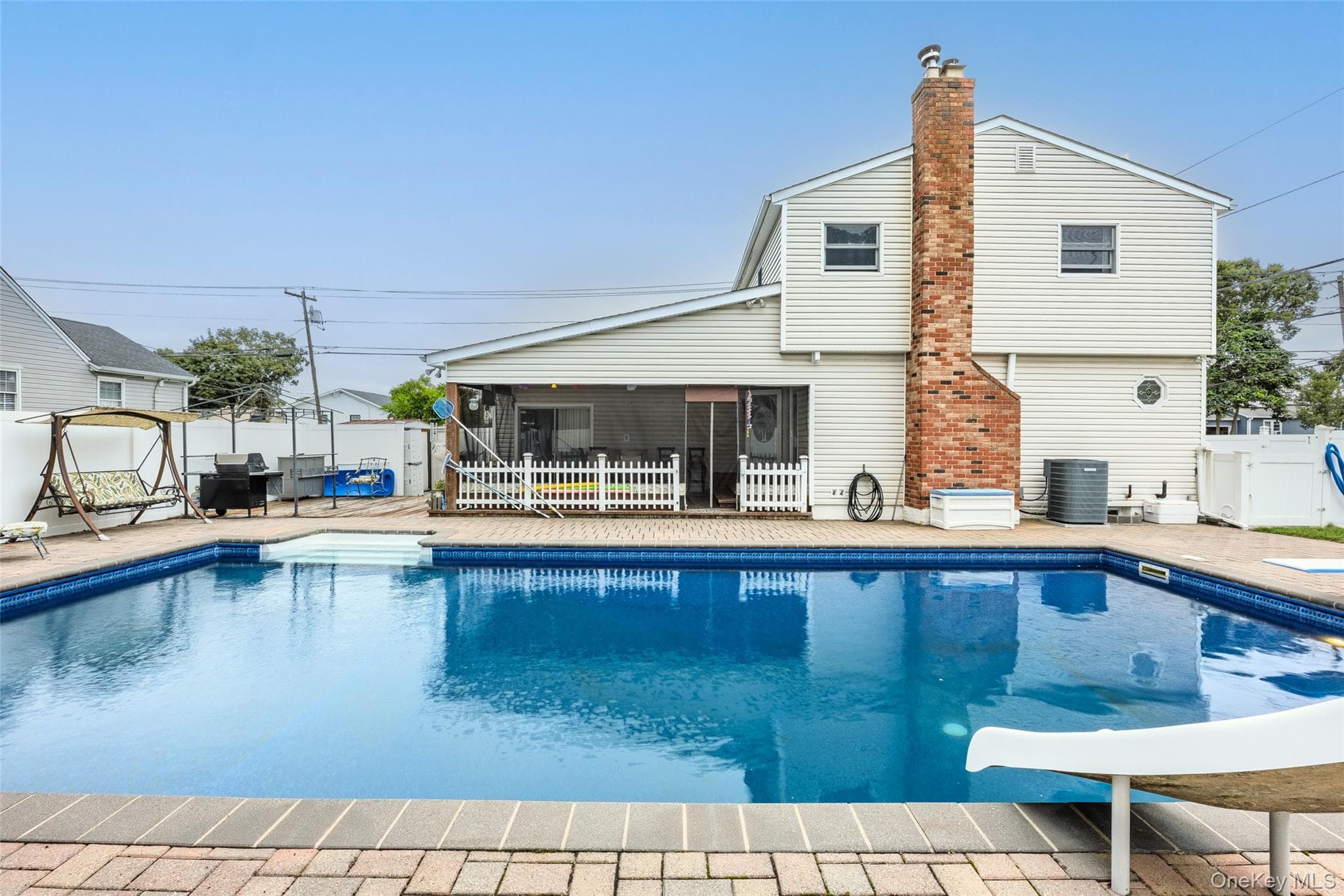 822 Coates Avenue thumbnail 37