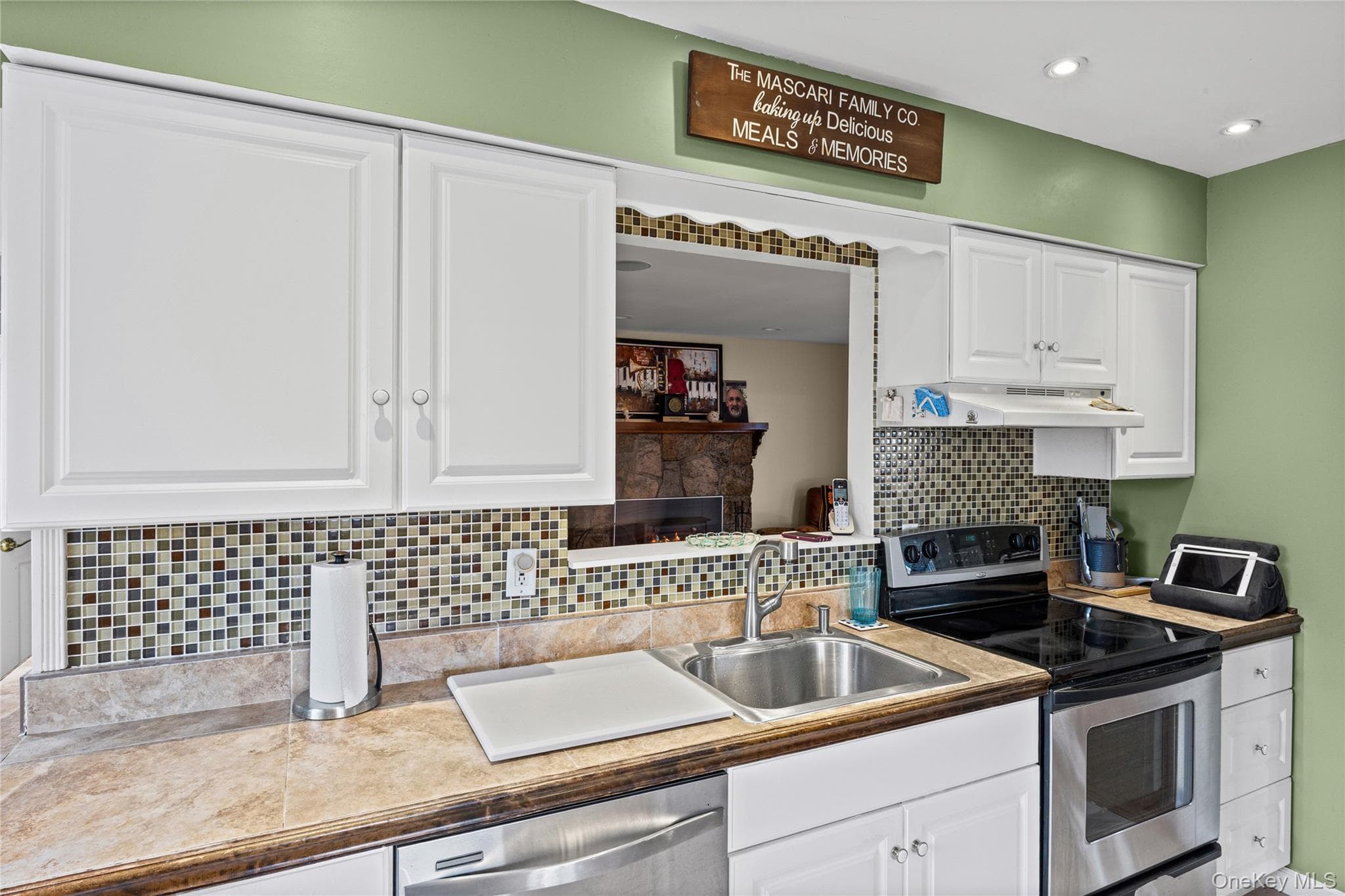 822 Coates Avenue thumbnail 14