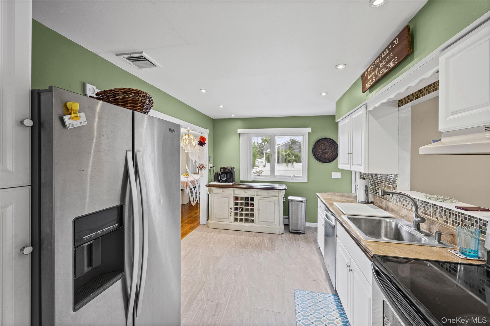 822 Coates Avenue thumbnail 12