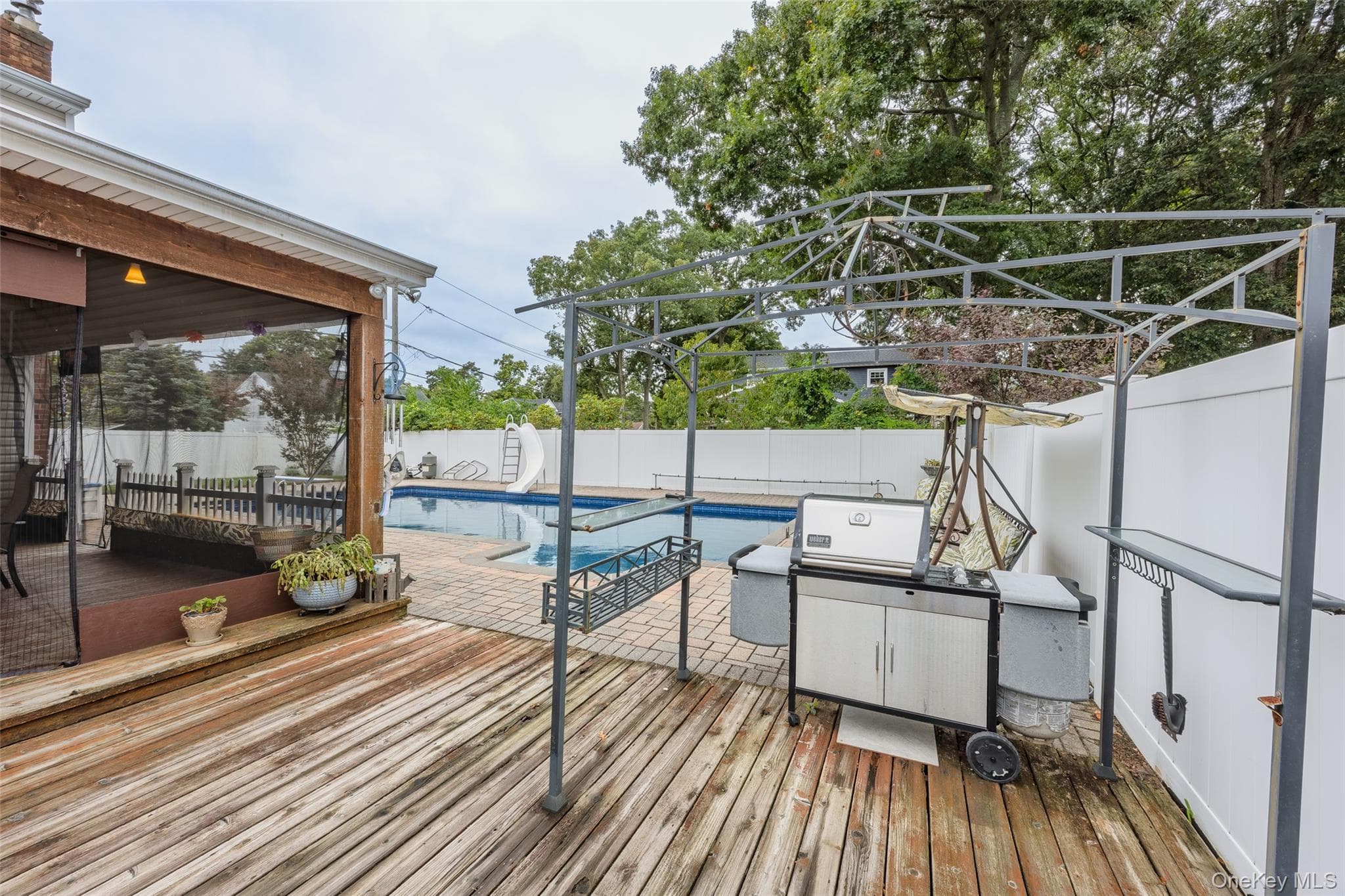 822 Coates Avenue thumbnail 34