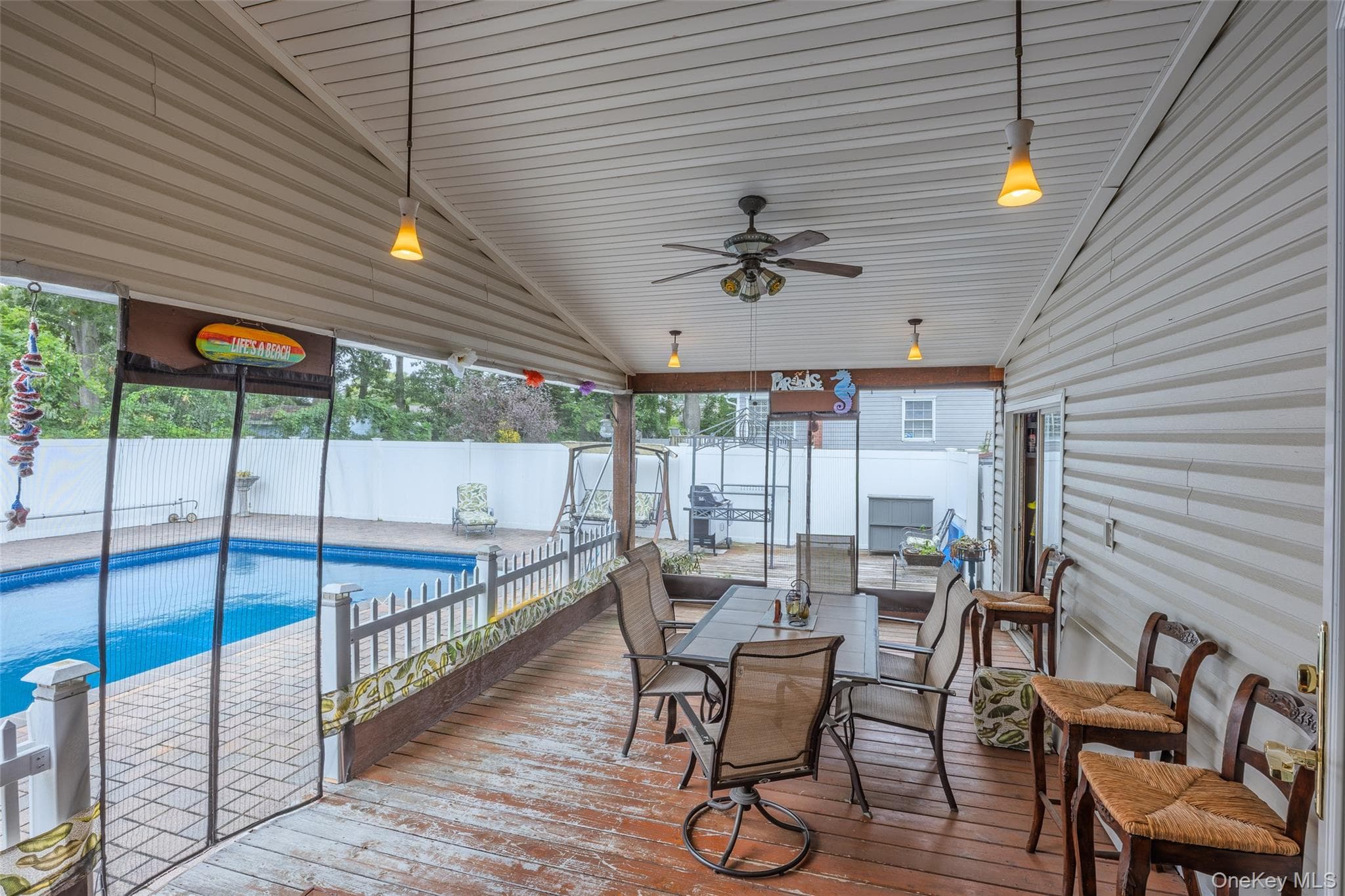822 Coates Avenue thumbnail 32