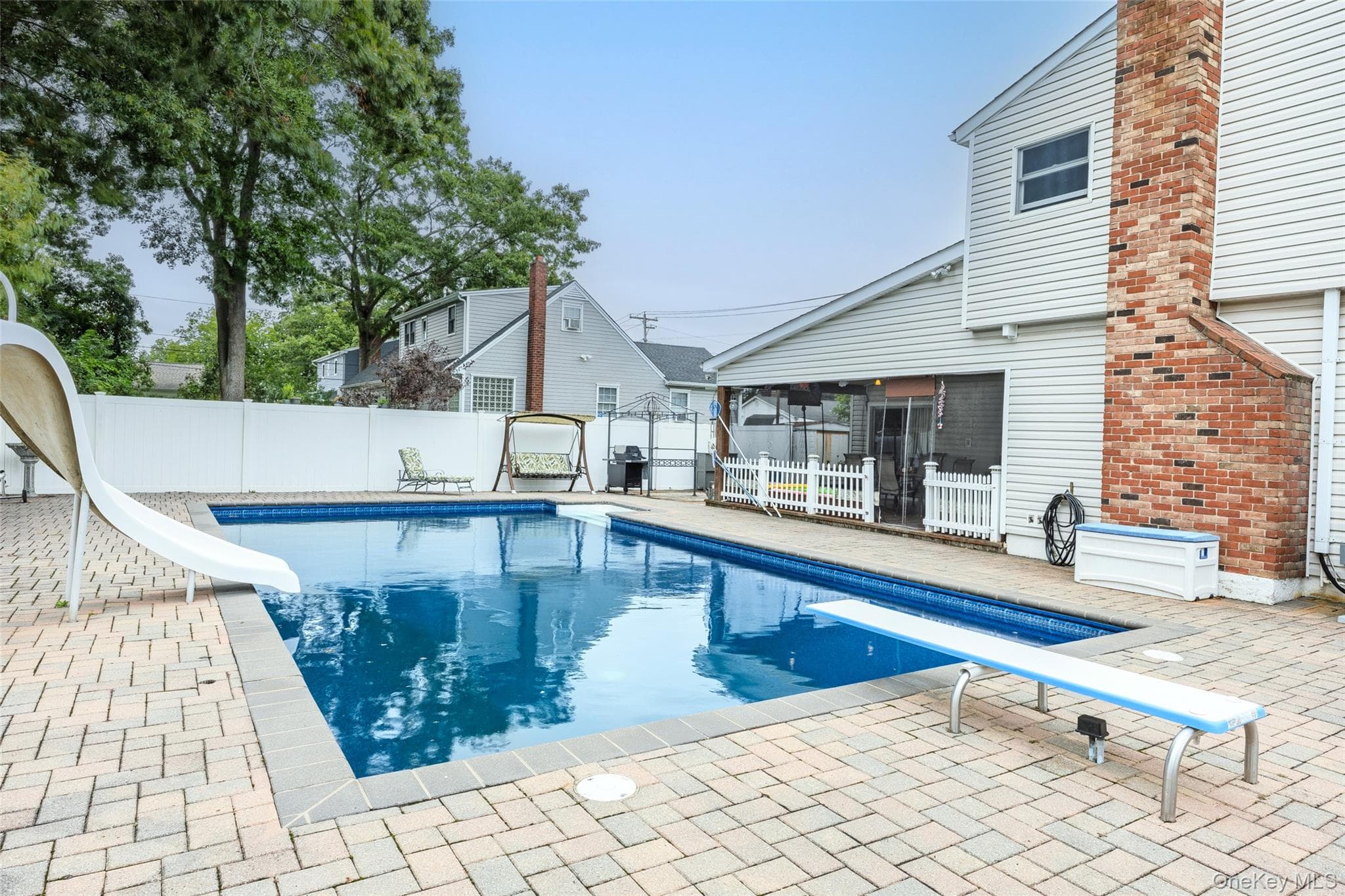 822 Coates Avenue thumbnail 38